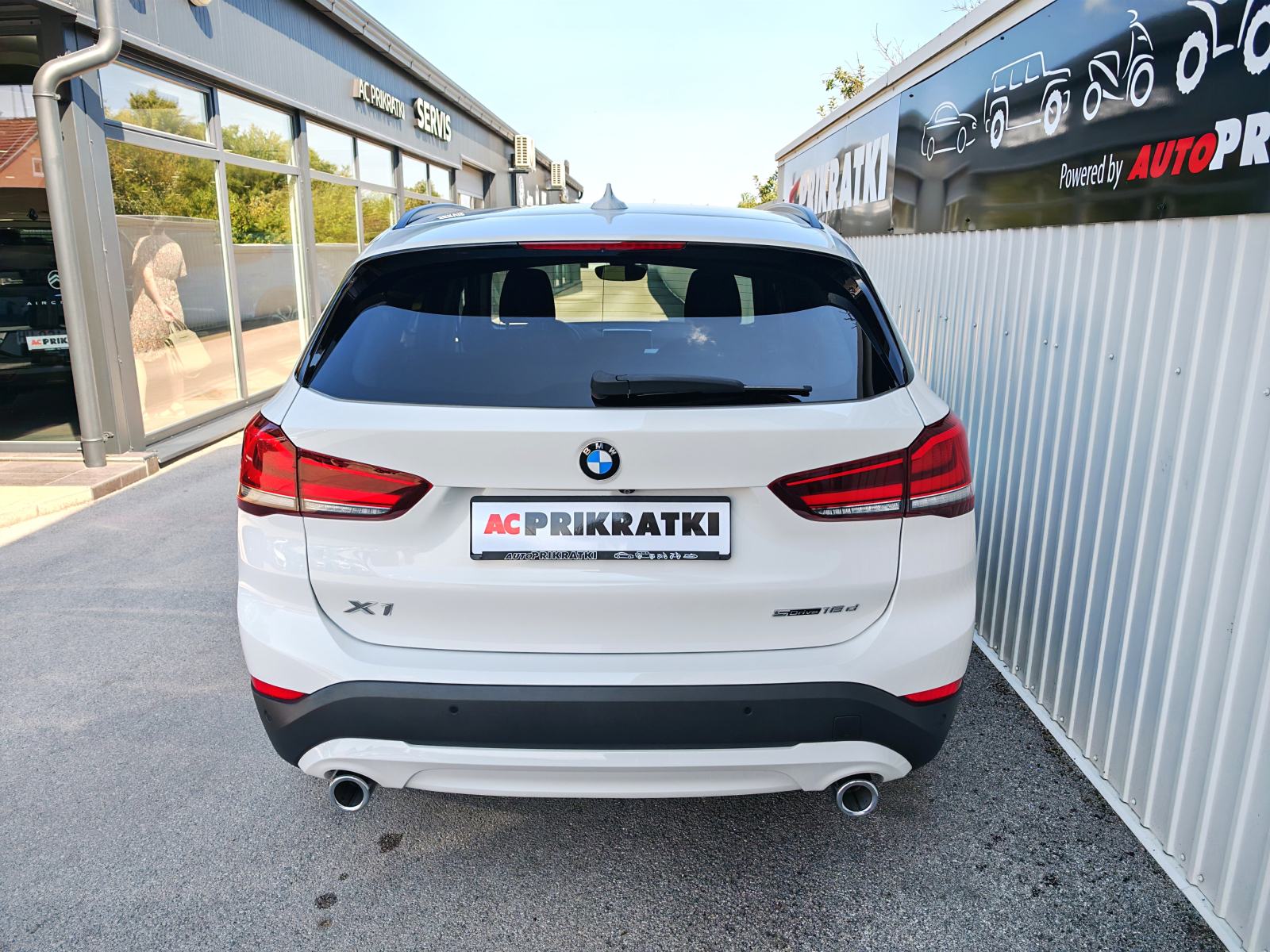 BMW X1 sDrive18d Advantage, fotografija 6