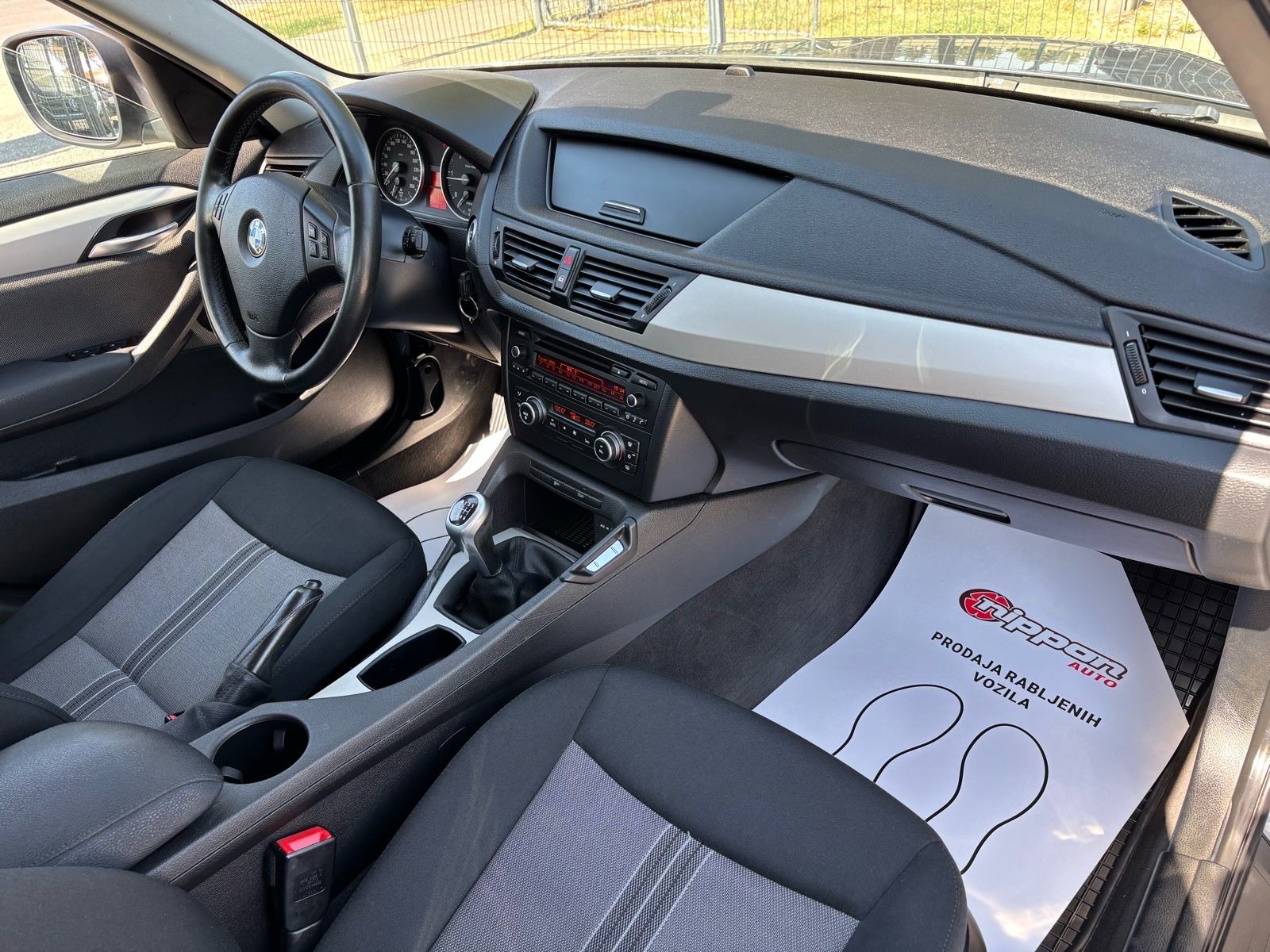 BMW X1 sDrive18d AUT.DVOZ.KLIMA - ALU - PDC - TEMP, fotografija 16