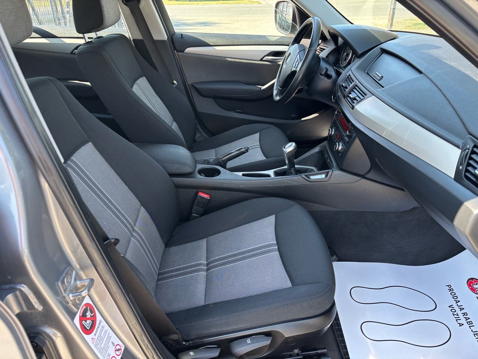 BMW X1 sDrive18d AUT.DVOZ.KLIMA - ALU - PDC - TEMP, fotografija 17