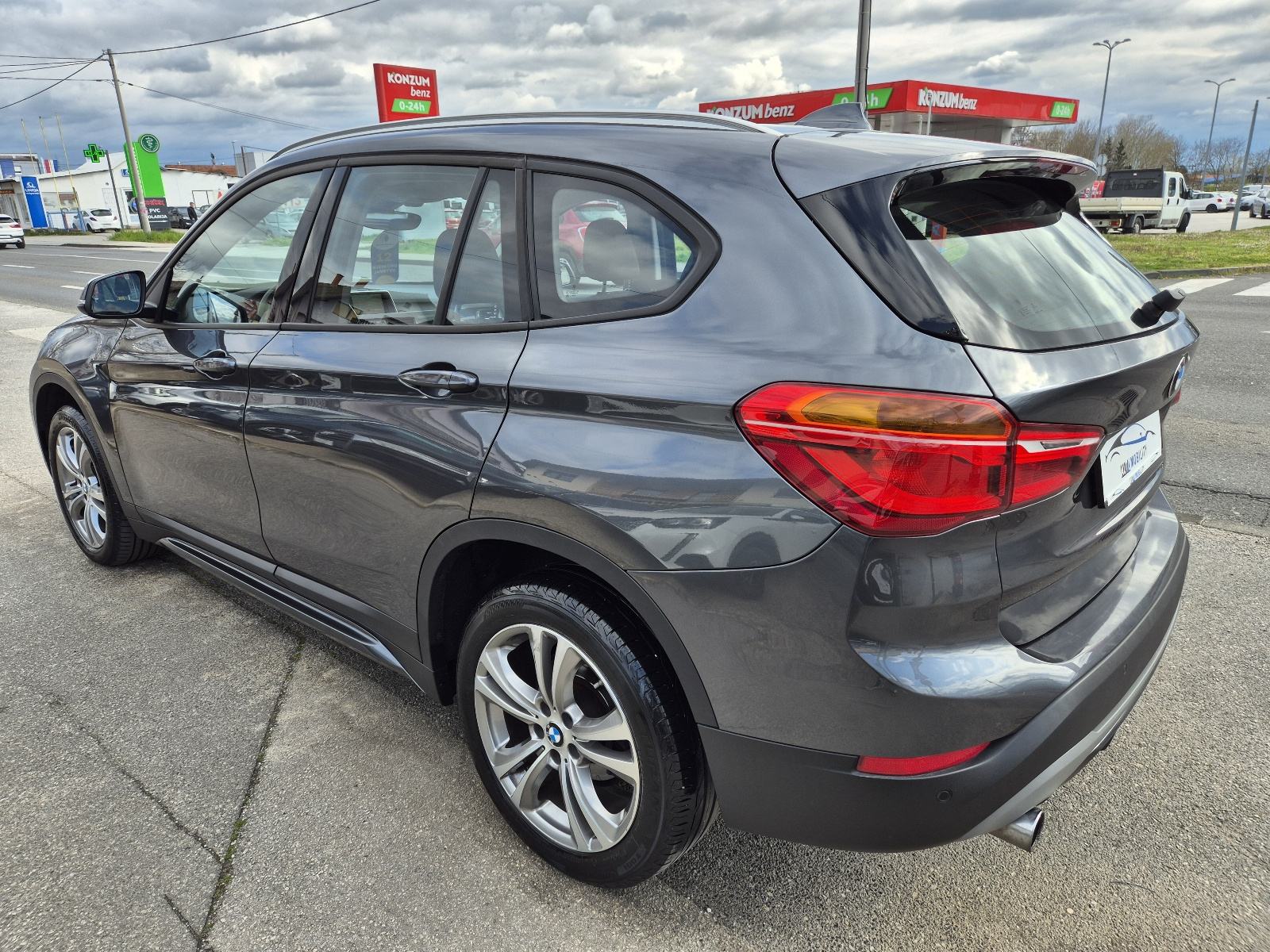 BMW X1 sDrive18d AUT. SPORT LINE FULL LED NAVI **GARANCIJA**, fotografija 6