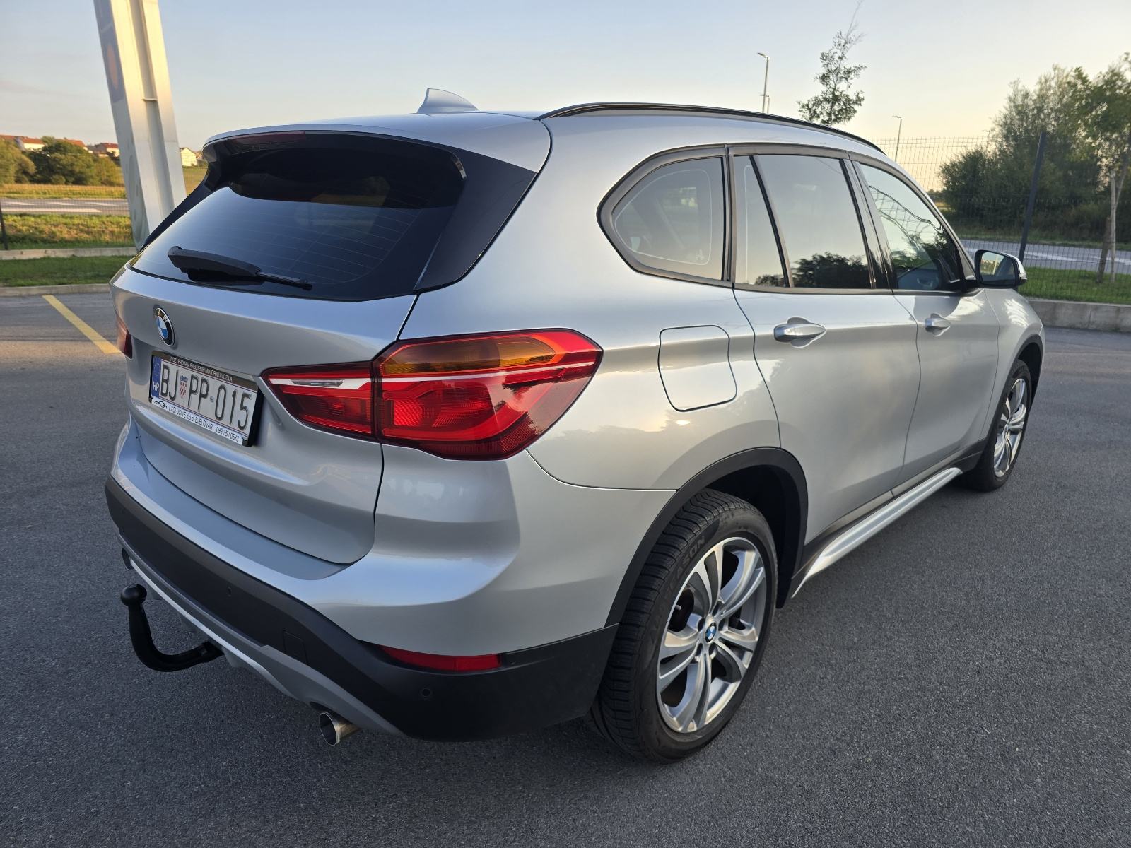 BMW X1 sDrive18d automatik 2018.godina, fotografija 7