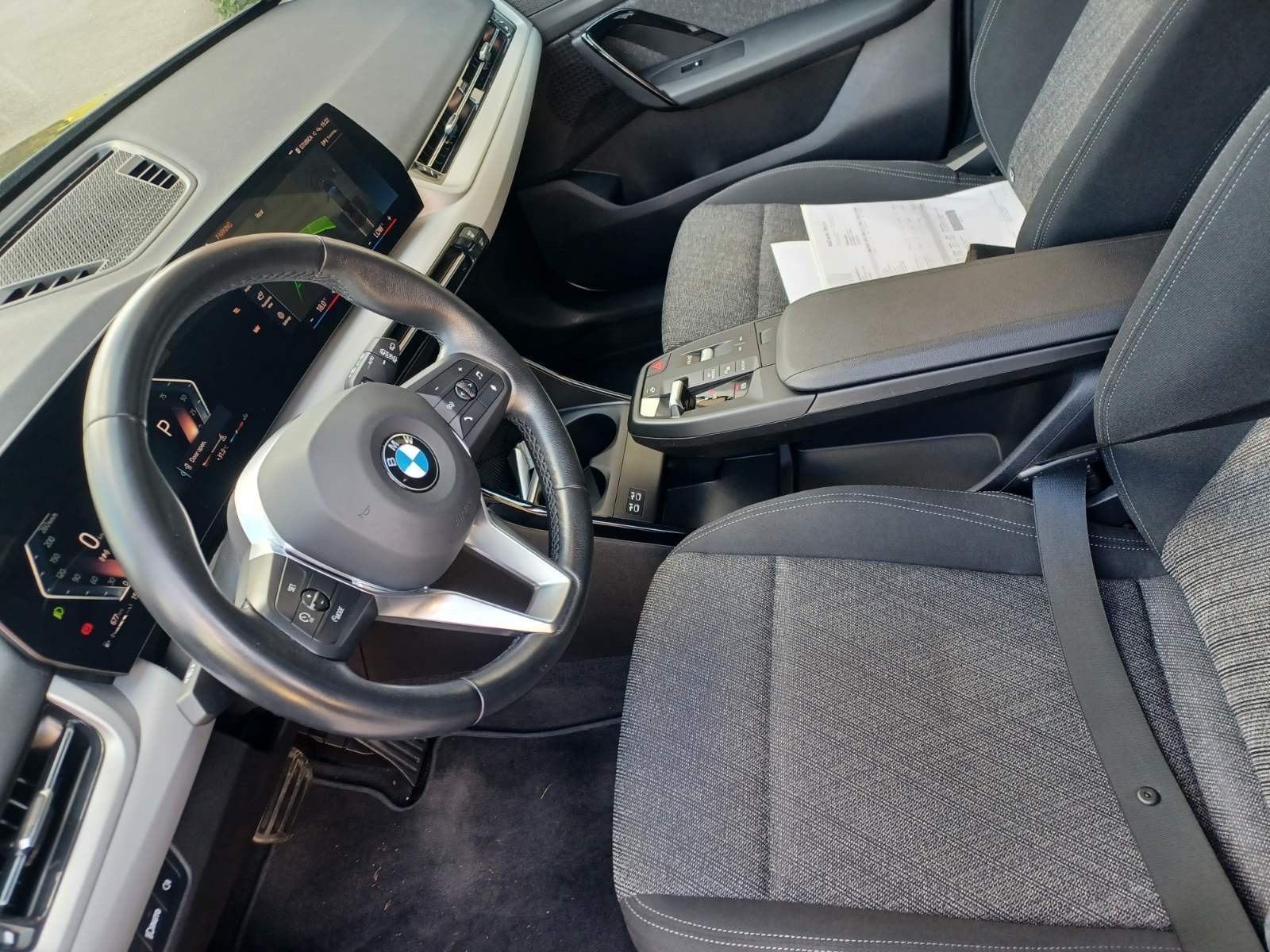 BMW X1 sDrive18d automatik 2023.godina, fotografija 2