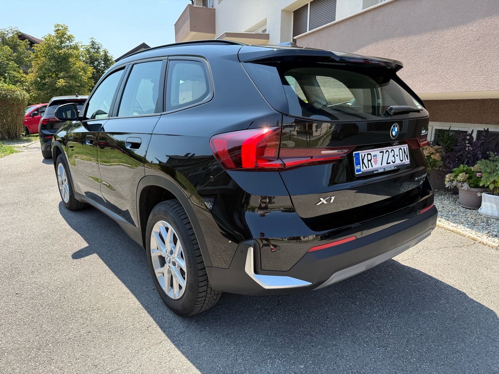 BMW X1 sDrive18d automatik 2023.godina, fotografija 9