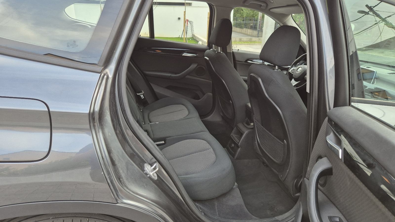 BMW X1 sDrive18d AUTOMATIK!!ADVANTAGE!!, fotografija 19