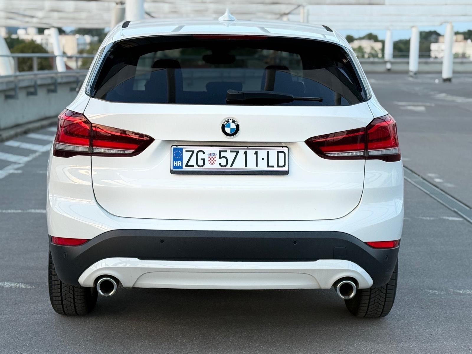 BMW X1 sDrive18d automatik *LCI*, fotografija 6