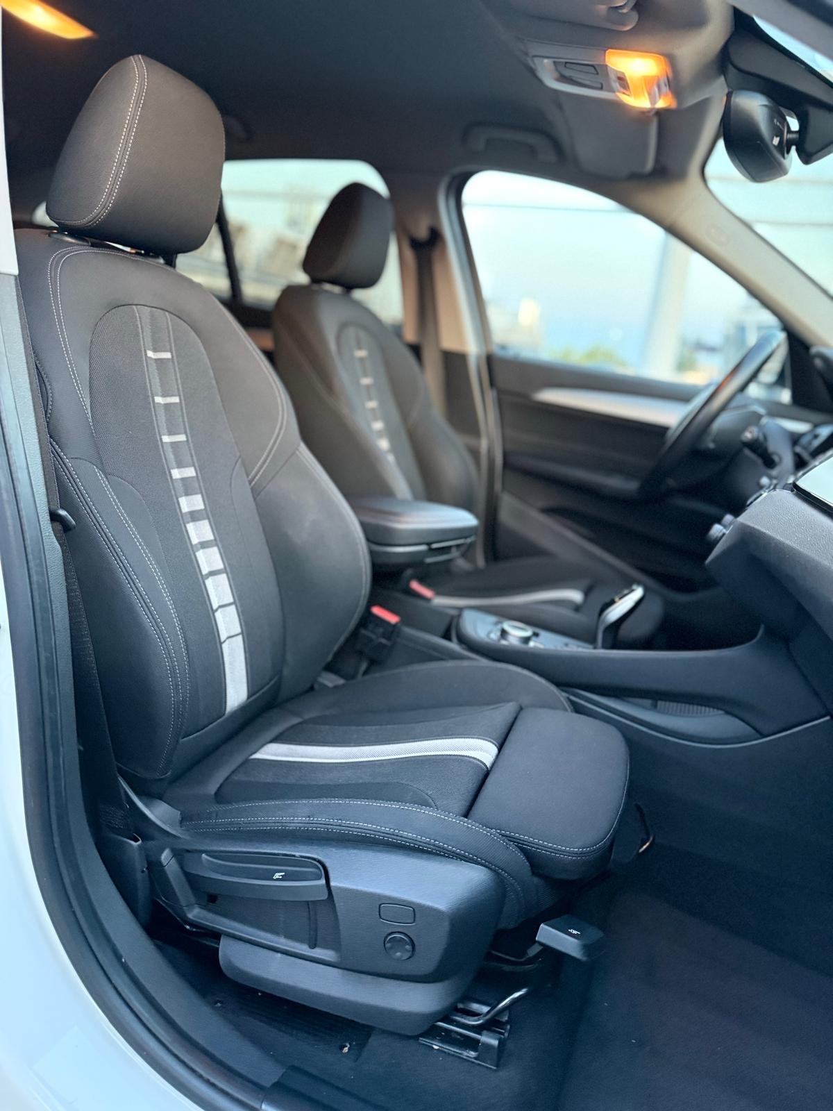 BMW X1 sDrive18d automatik *LCI*, fotografija 12
