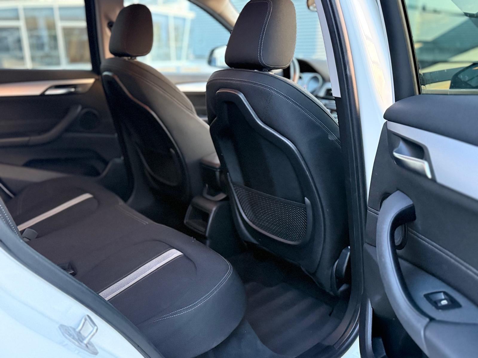 BMW X1 sDrive18d automatik *LCI*, fotografija 13