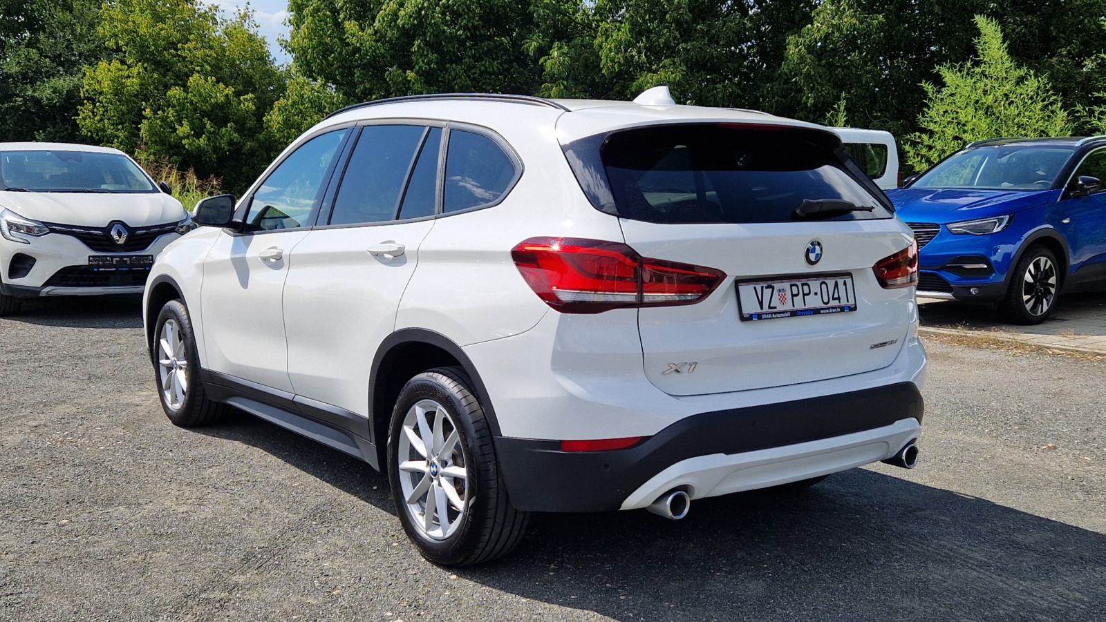 BMW X1 sDrive18d automatik, LED farovi, 17"alu, pdc x2, jamstvo, PDV, fotografija 3