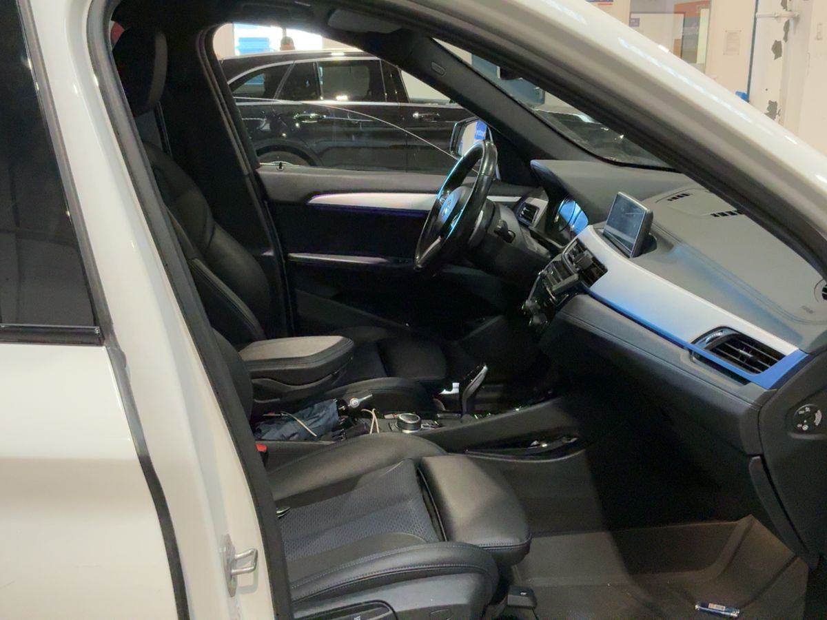 BMW X1 sDrive18d automatik M SPORT, NAVI, PANO, LED, SERVISNA, fotografija 18