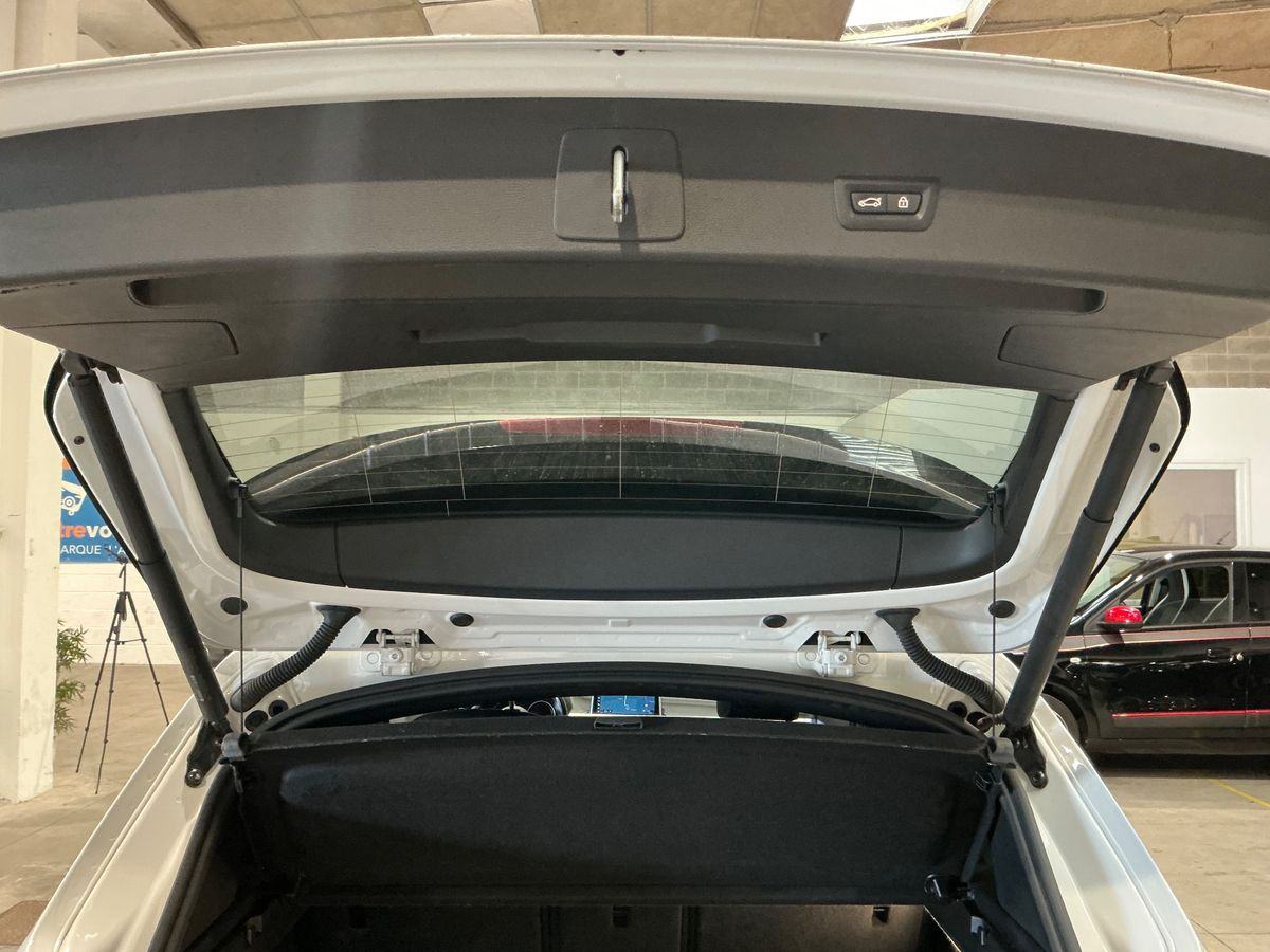 BMW X1 sDrive18d automatik M SPORT, NAVI, PANO, LED, SERVISNA, fotografija 10