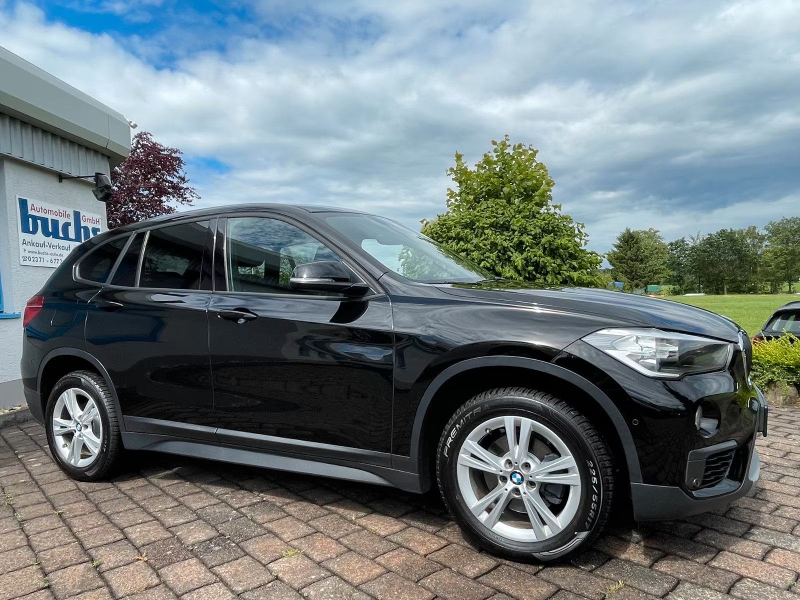 BMW X1 sDrive18d automatik navi gr.sj. PDCx2 cjelogodišnje gume, fotografija 14