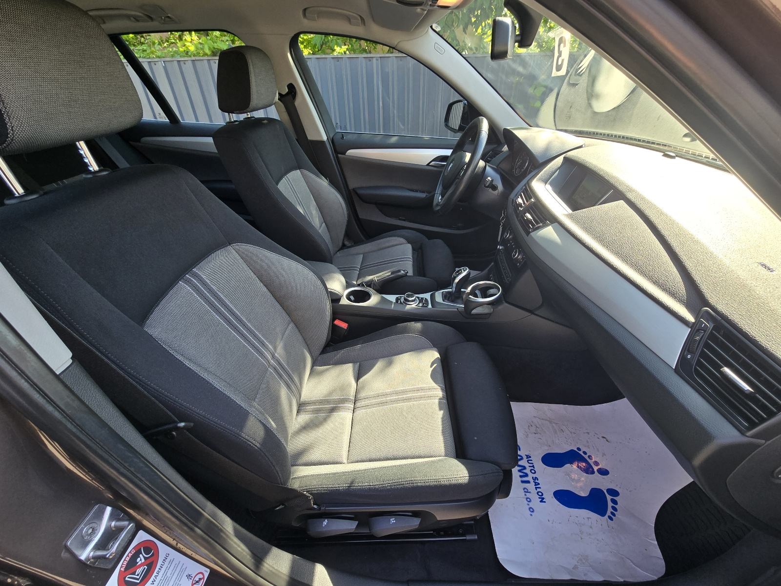 BMW X1 sDrive18d automatik SERVISNA FUL OPREMA AKCIJA 10999, fotografija 17