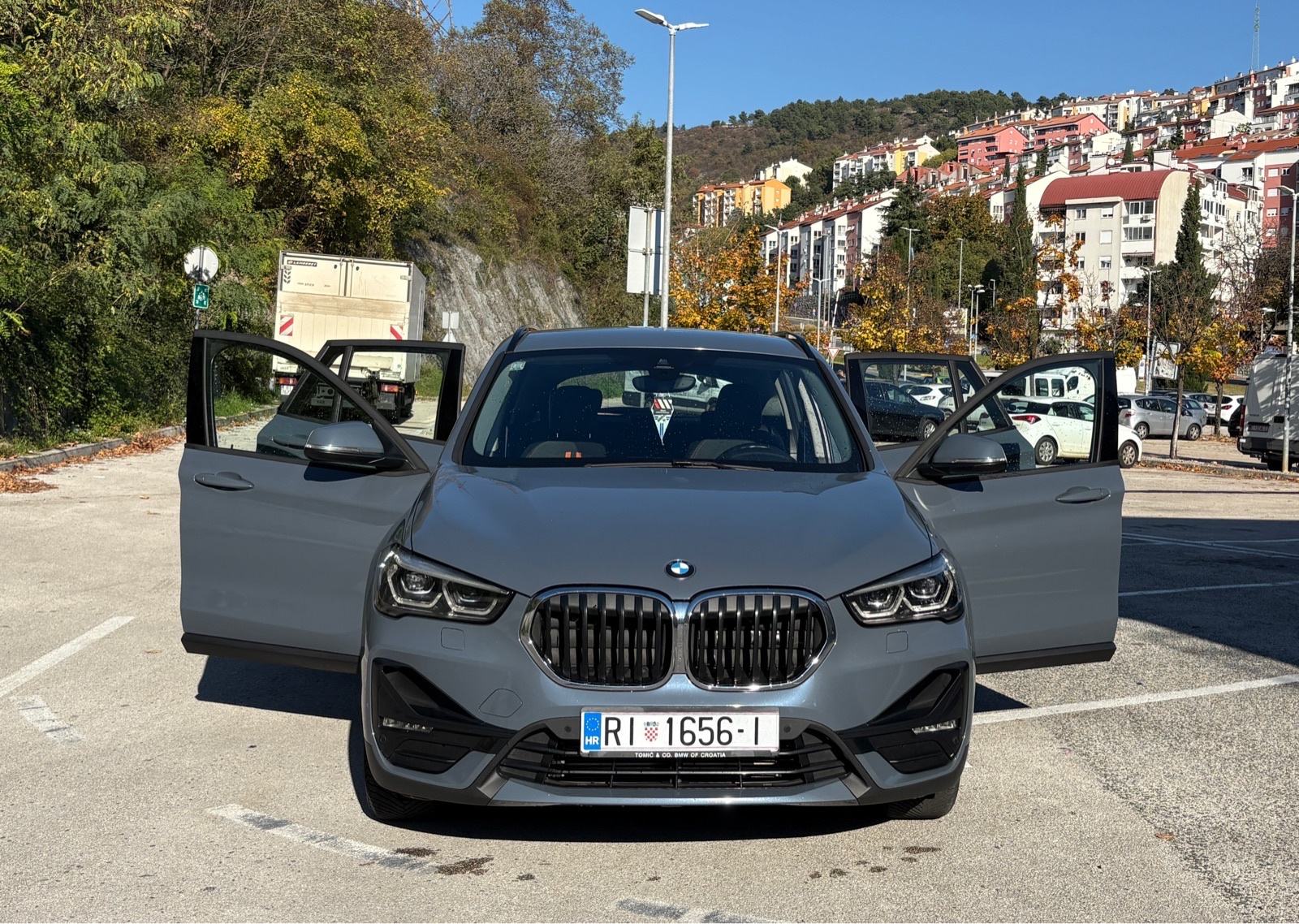 BMW X1 sDrive18d automatik, fotografija 3