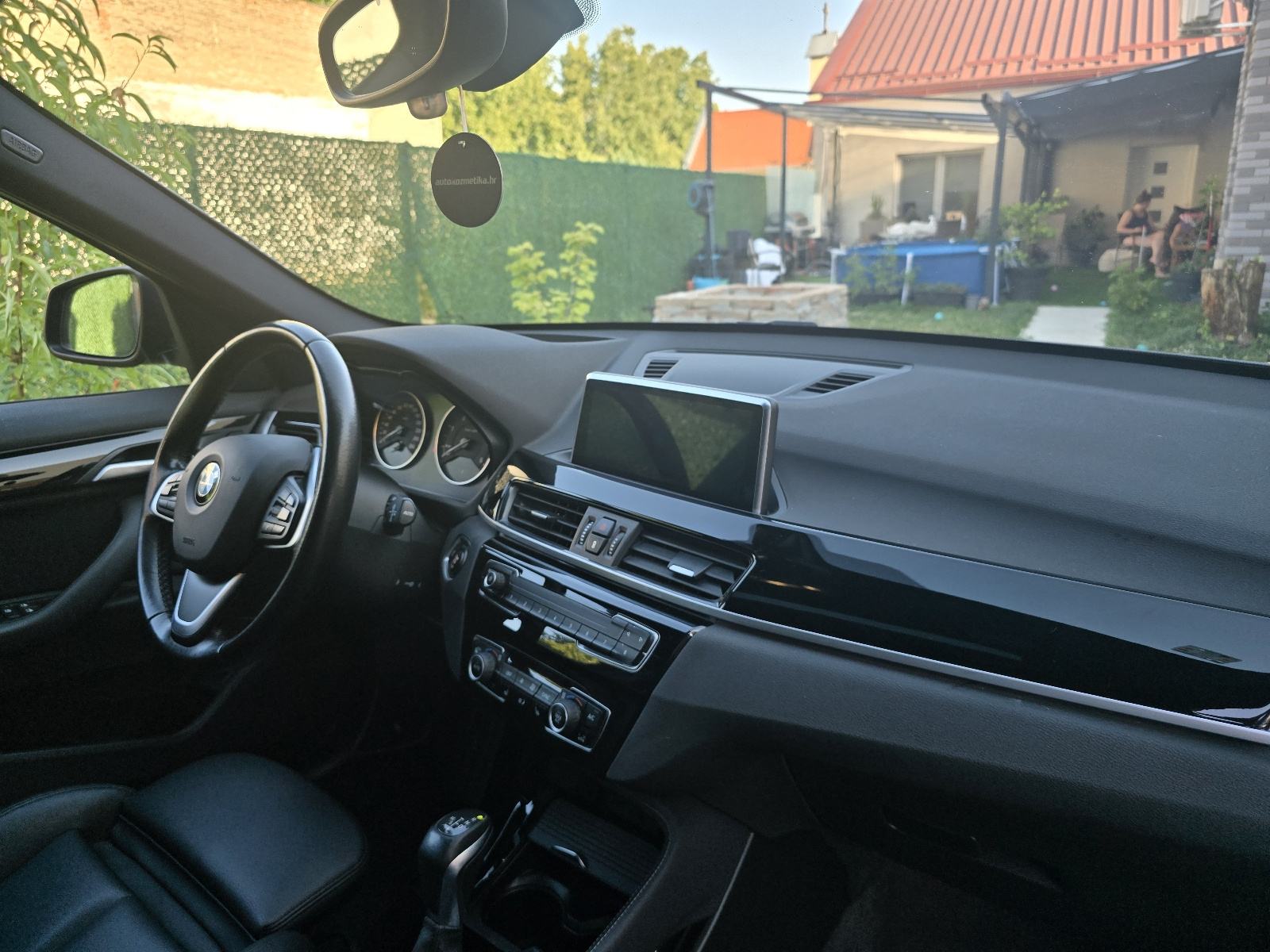 BMW X1 sDrive18d automatik, fotografija 9