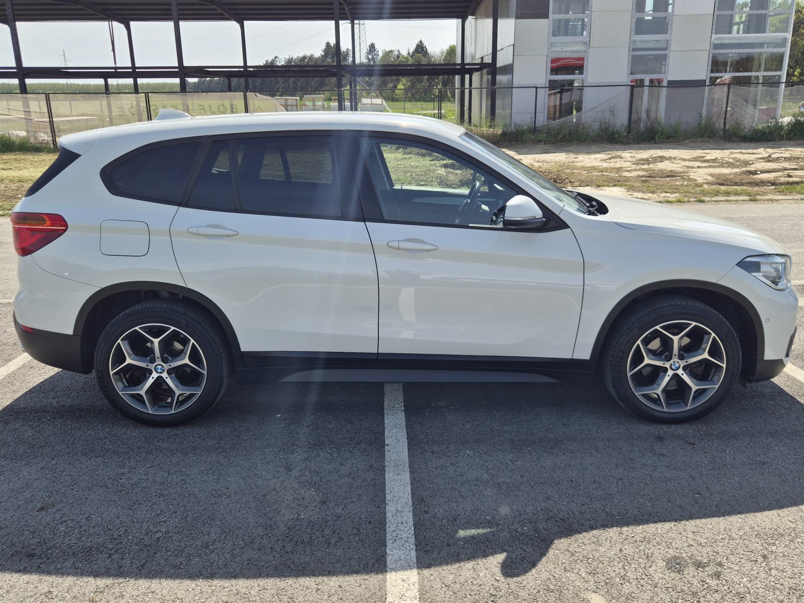 BMW X1 sDrive18d automatik, fotografija 6