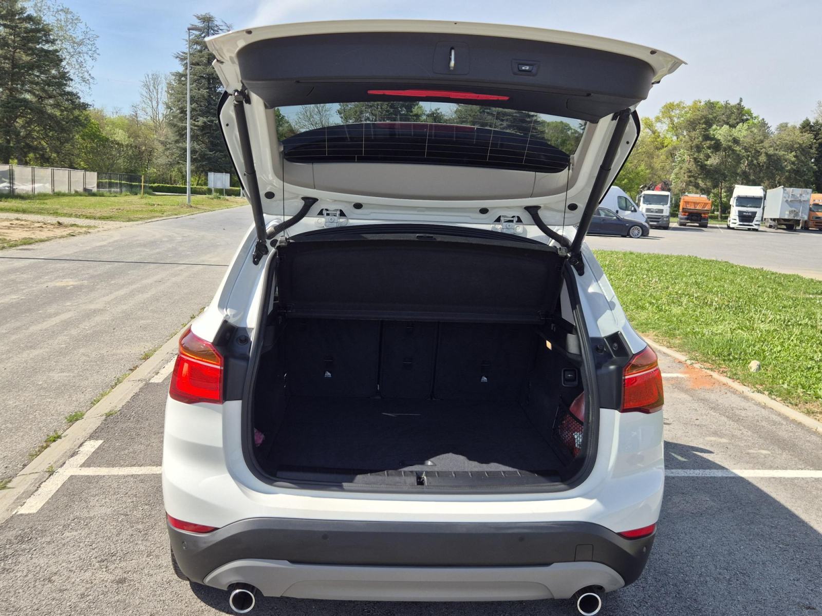 BMW X1 sDrive18d automatik, fotografija 7