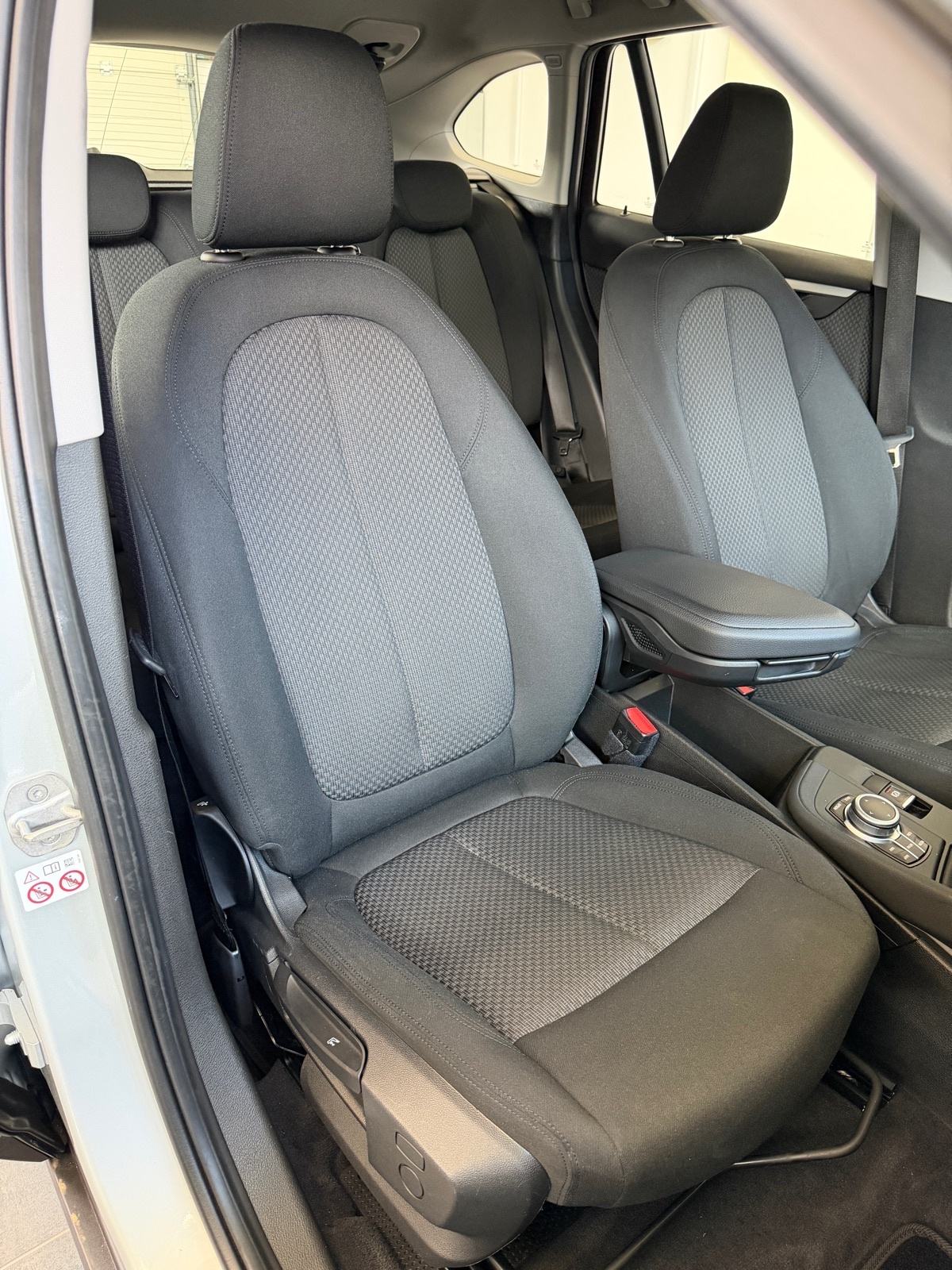 BMW X1 18D AUTOMATIK, 150KS, KAMERA, 12MJ JAMSTVO, LEASING BEZ UČEŠĆA, fotografija 13