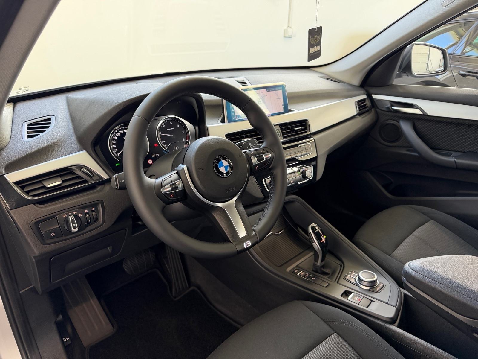 BMW X1 18D AUTOMATIK, 150KS, KAMERA, 12MJ JAMSTVO, LEASING BEZ UČEŠĆA, fotografija 9