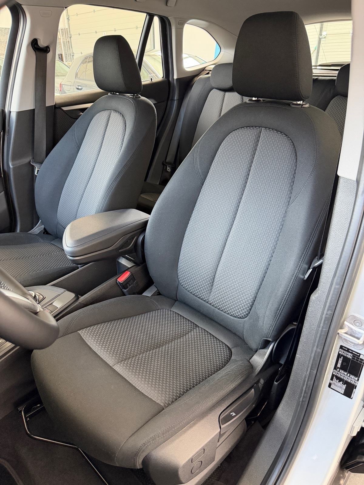 BMW X1 18D AUTOMATIK, 150KS, KAMERA, 12MJ JAMSTVO, LEASING BEZ UČEŠĆA, fotografija 12