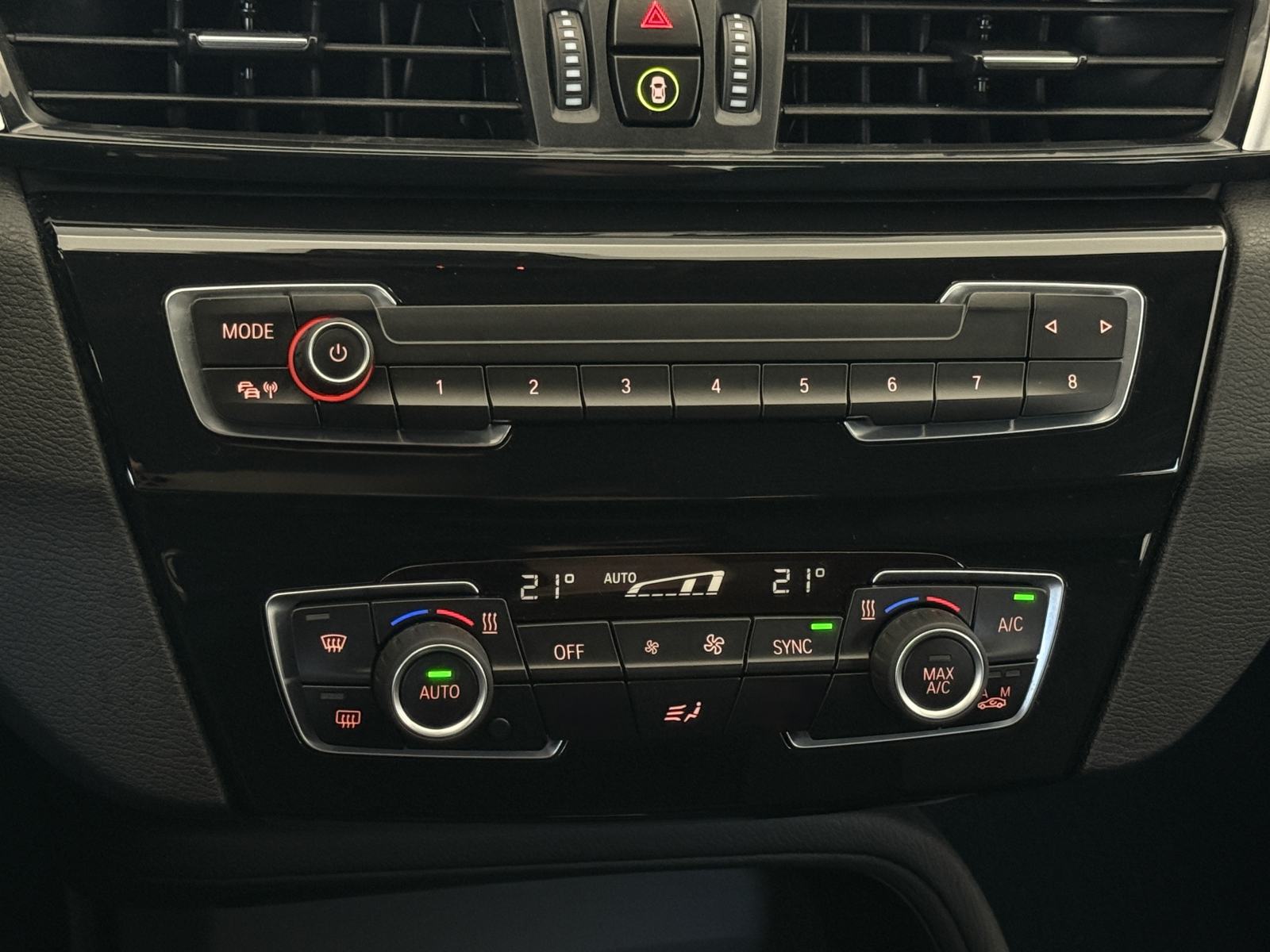 BMW X1 sDrive18d•LED•VELIKA NAVI•JAMSTVO 24 MJ•LEASING BEZ UČEŠĆA, fotografija 20
