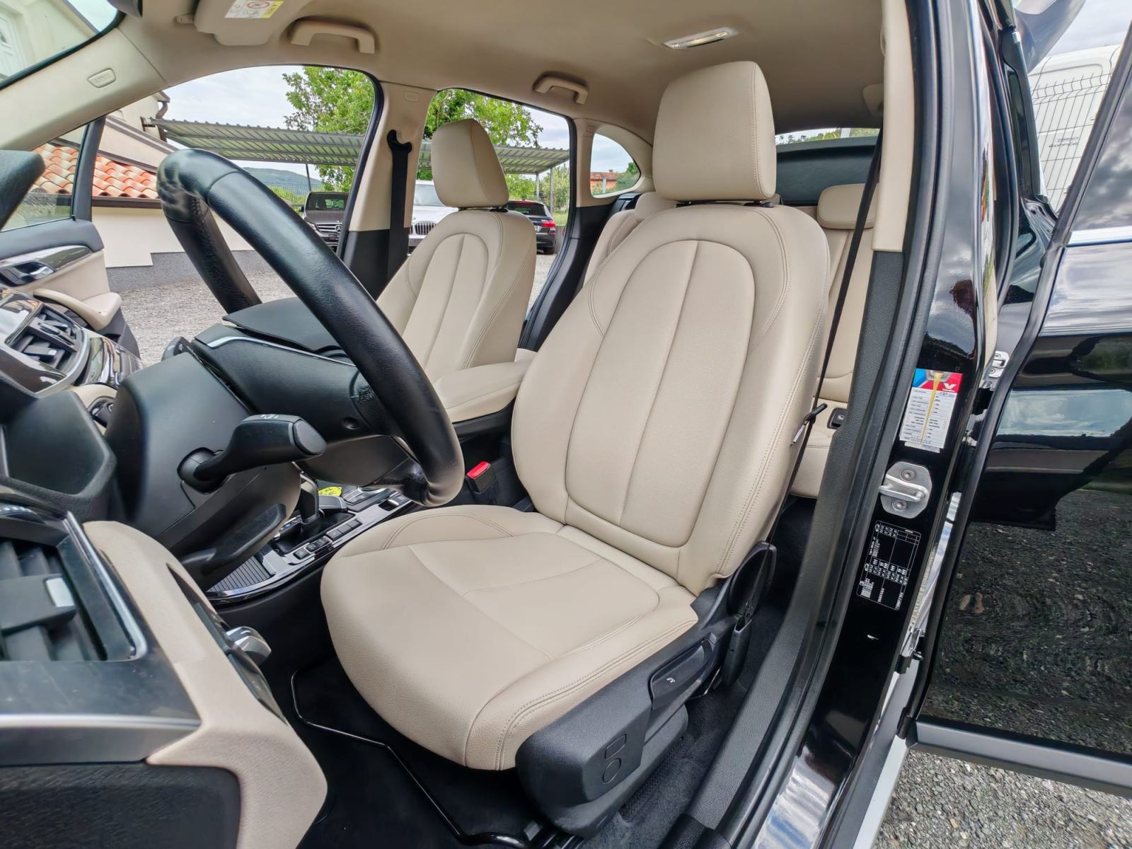 BMW X1 sDrive18d AUTOMATIK *** TOP STANJE *** ❗❗❗, fotografija 20