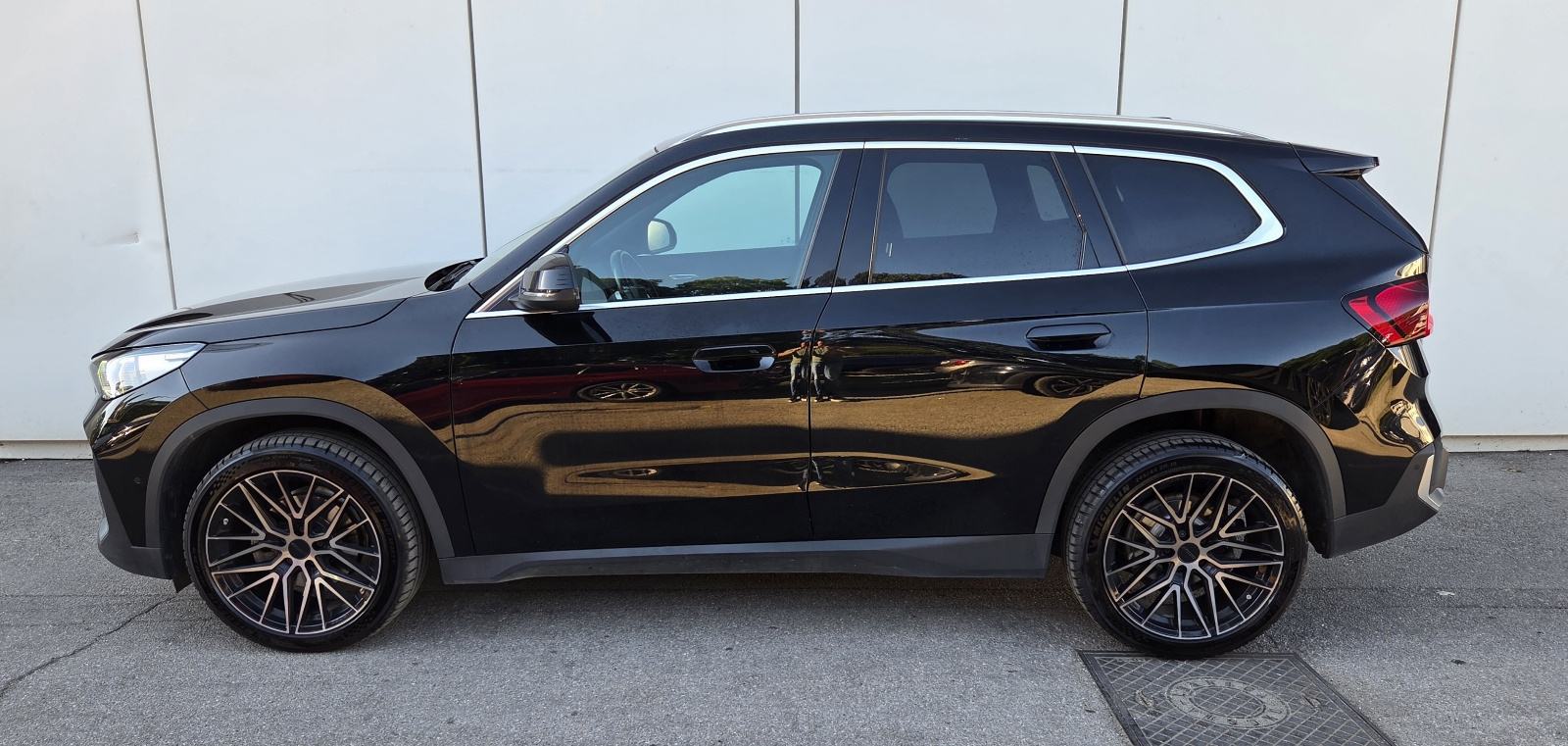 BMW X1 sDrive18d Automatik * Nije uvoz * Prvi vlasnik *, fotografija 3