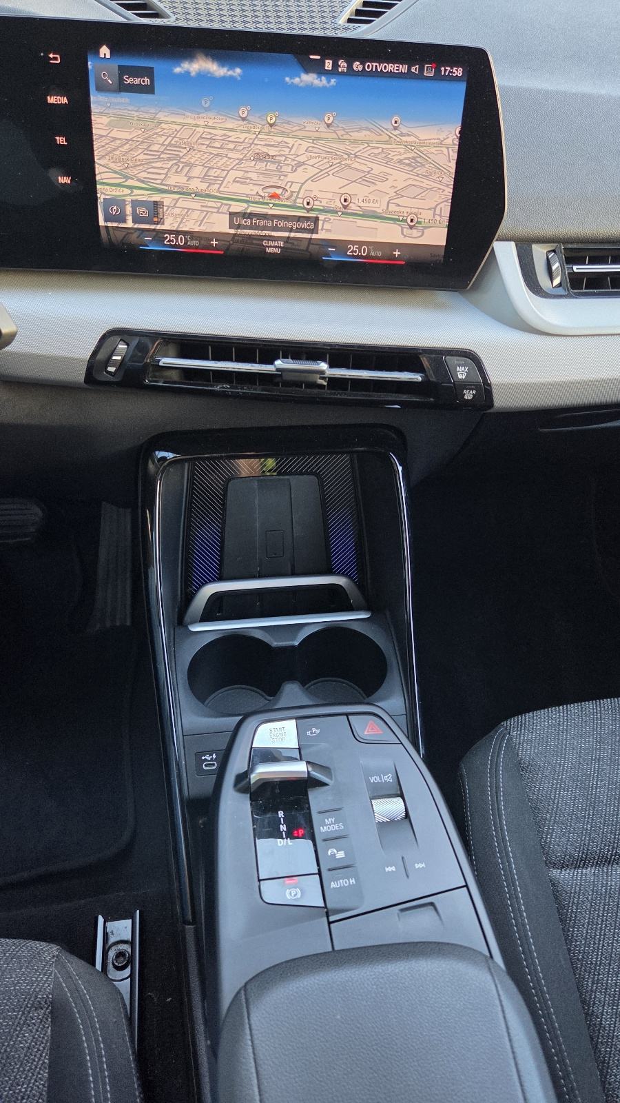 BMW X1 sDrive18d Automatik * Nije uvoz * Prvi vlasnik *, fotografija 13