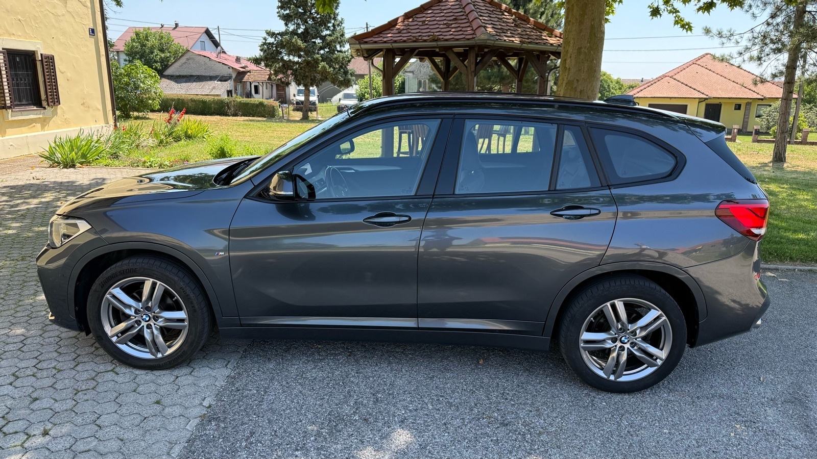 BMW X1 sDrive18d M Sport Paket, fotografija 7