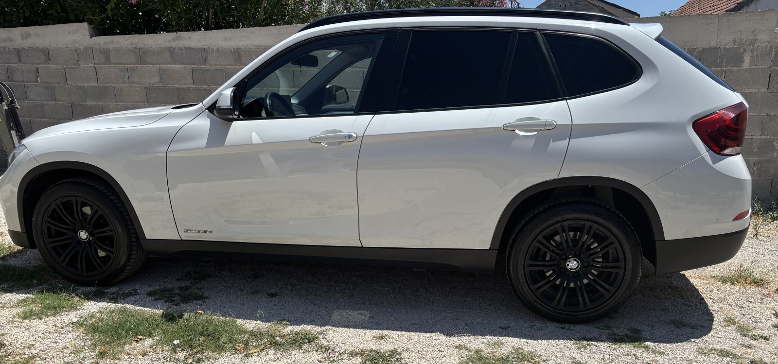BMW X1 sDrive18d automatik, fotografija 11