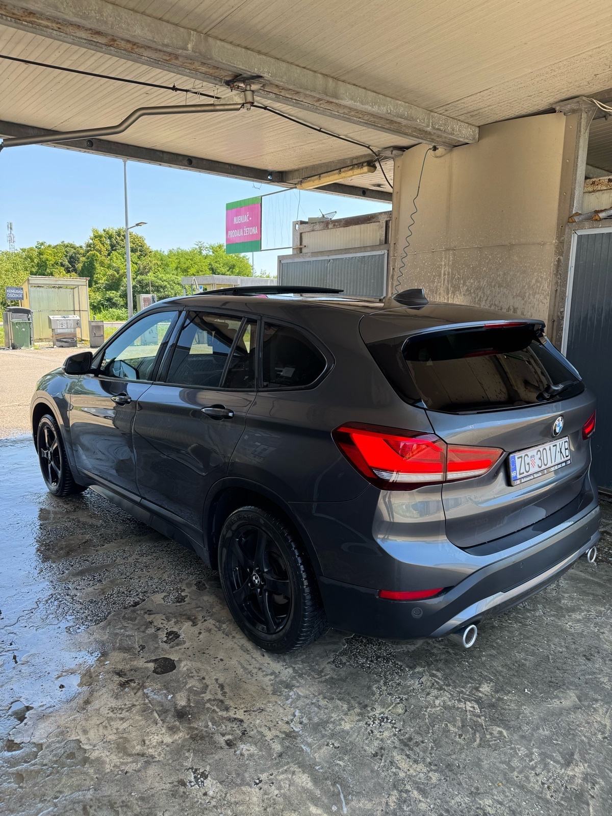 BMW X1 F48 LCI18d aut., Navi prof, grij. sjed.,pano, kamera, Parkassis, fotografija 4