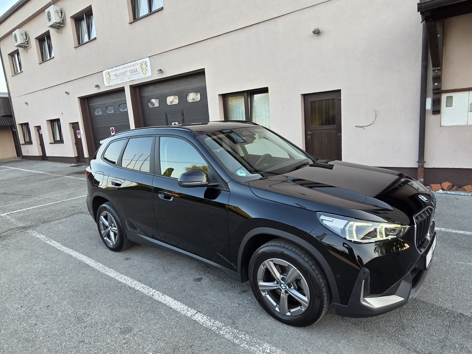 BMW X1 sDrive18d automatik, fotografija 4