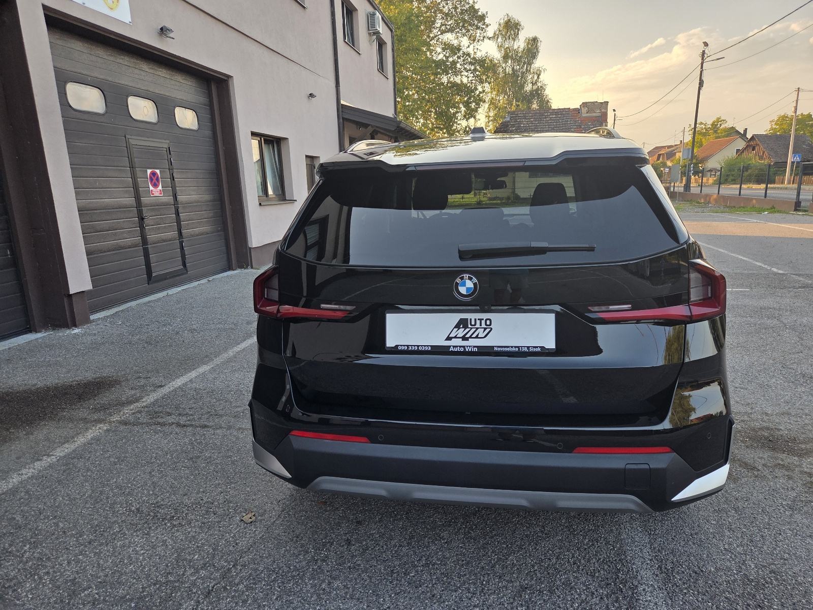 BMW X1 sDrive18d automatik, fotografija 12