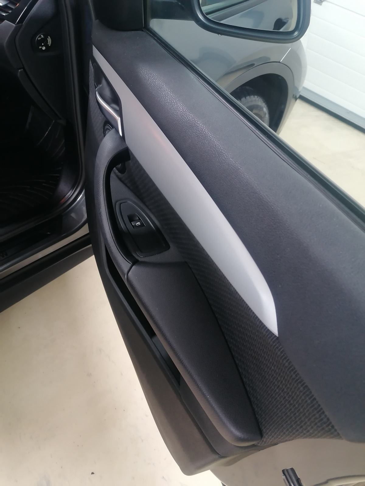 BMW X1 sDrive18d Reg. Godinu dana!!!, fotografija 13