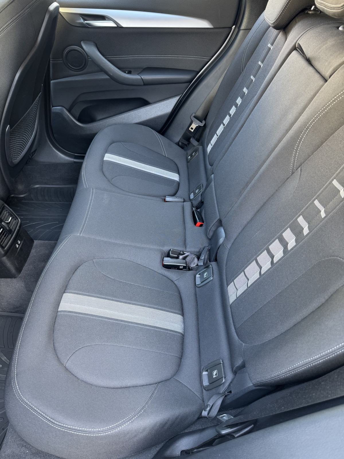 BMW X1 sDrive18d automatik, fotografija 7