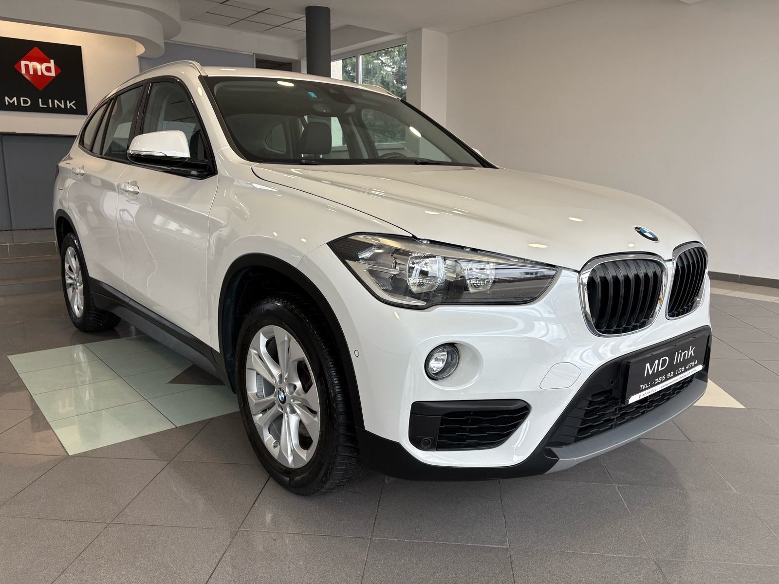 BMW X1 sDrive18d automatik Advantage, fotografija 3