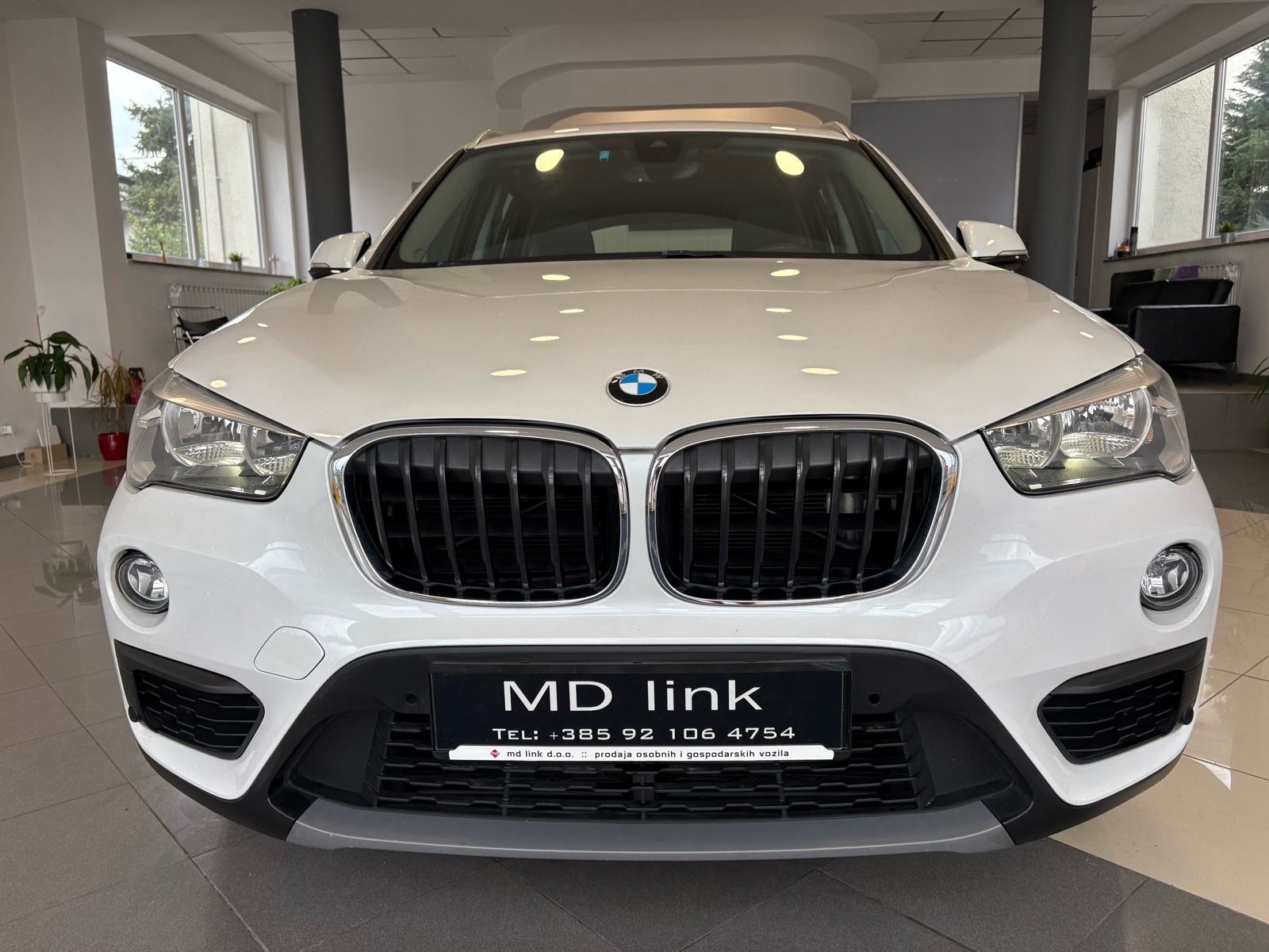 BMW X1 sDrive18d automatik Advantage, fotografija 16