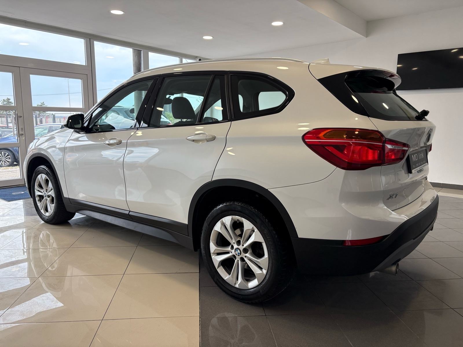 BMW X1 sDrive18d automatik Advantage, fotografija 18