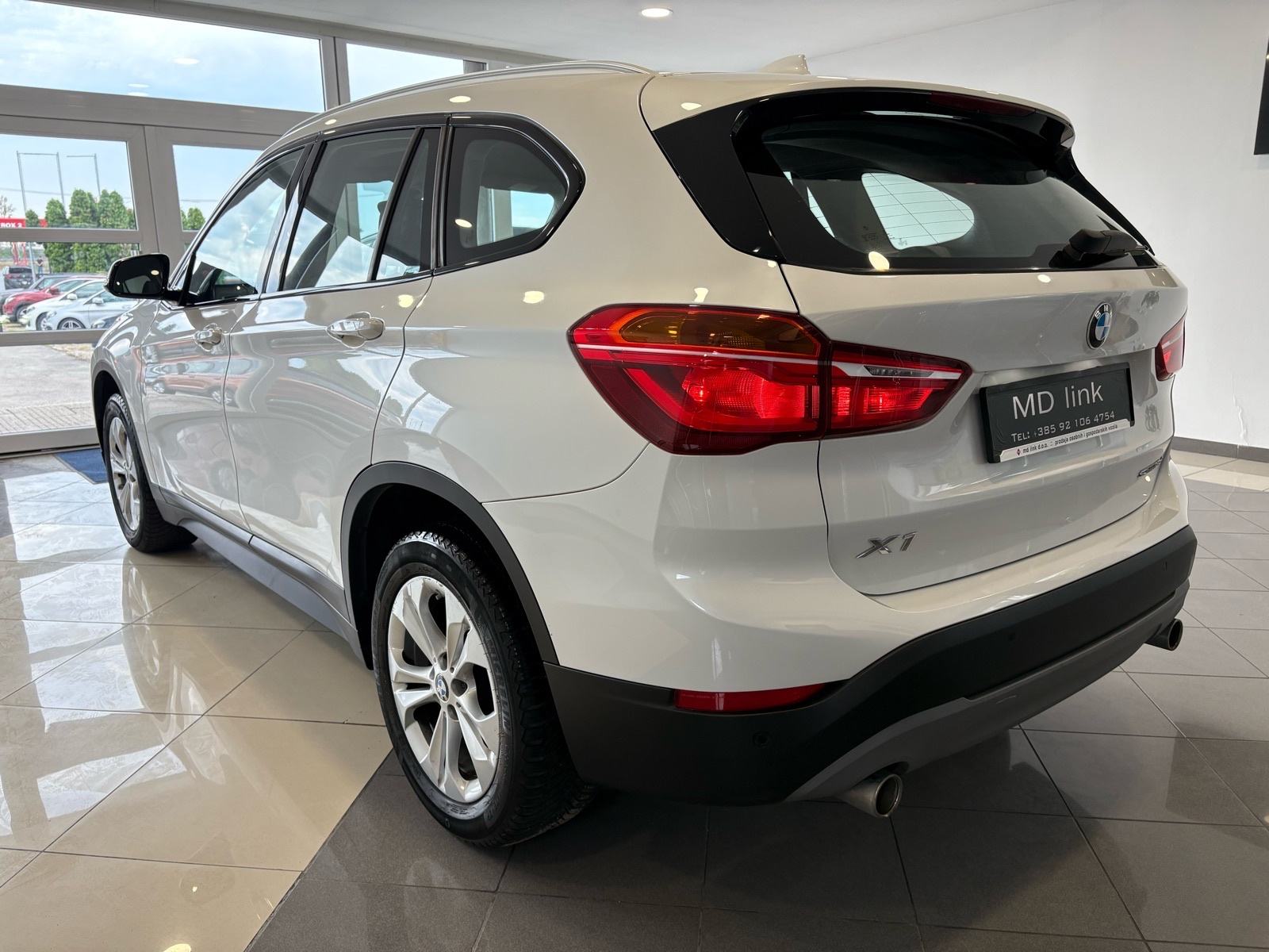BMW X1 sDrive18d automatik Advantage, fotografija 4