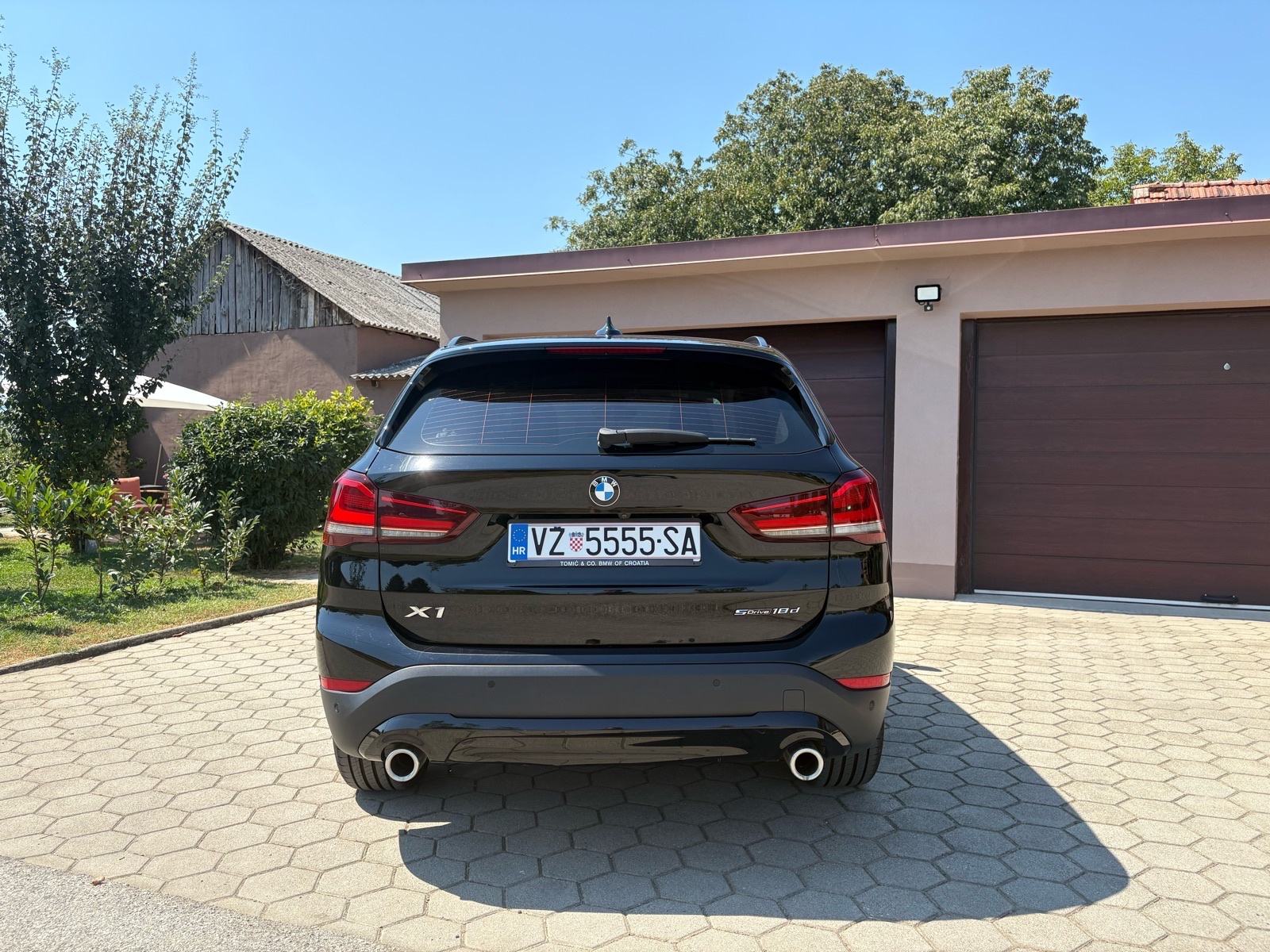 BMW X1 sDrive18d automatik, fotografija 3