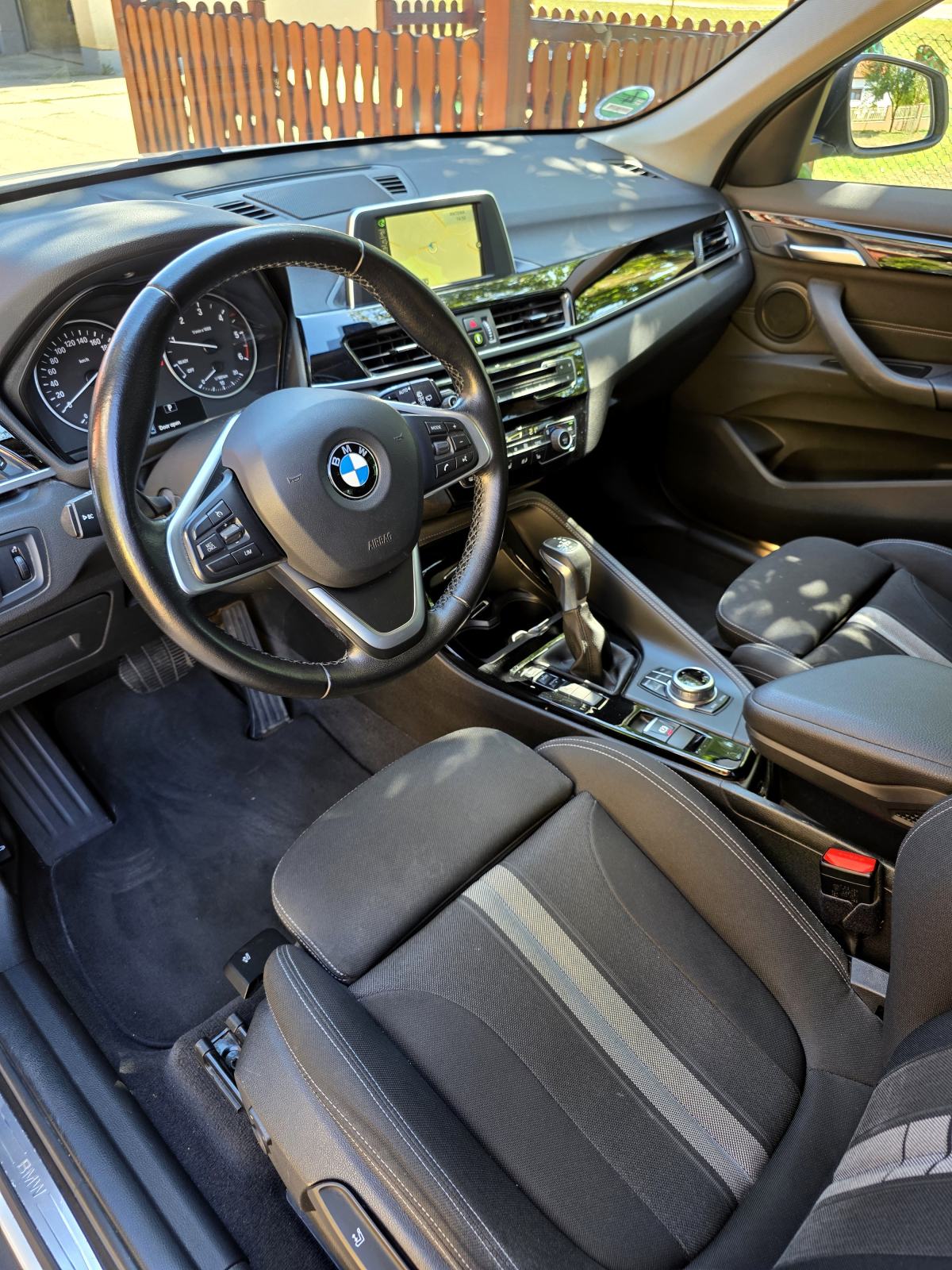 BMW X1 sDrive18d Automatik Sport line *reg. godinu dana, fotografija 13