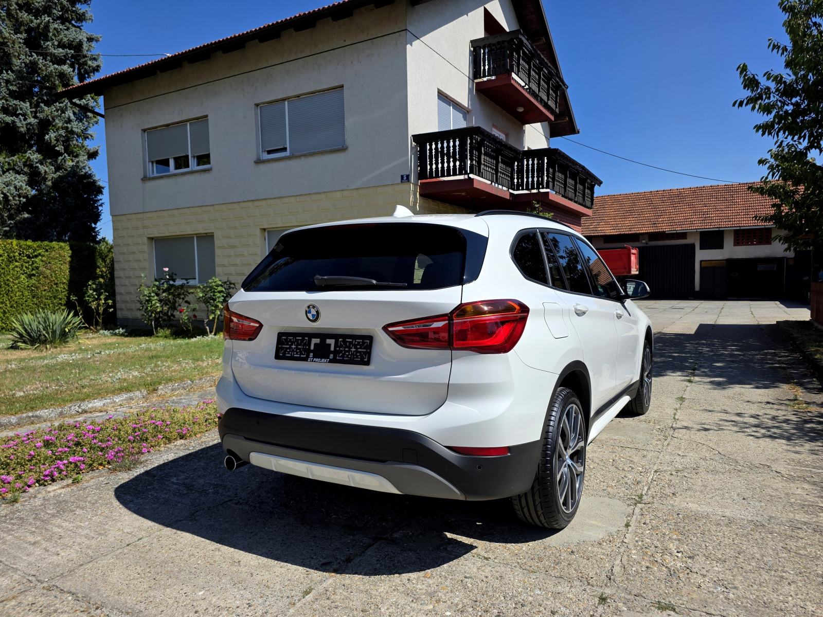 BMW X1 sDrive18d Automatik Sport line *reg. godinu dana, fotografija 6