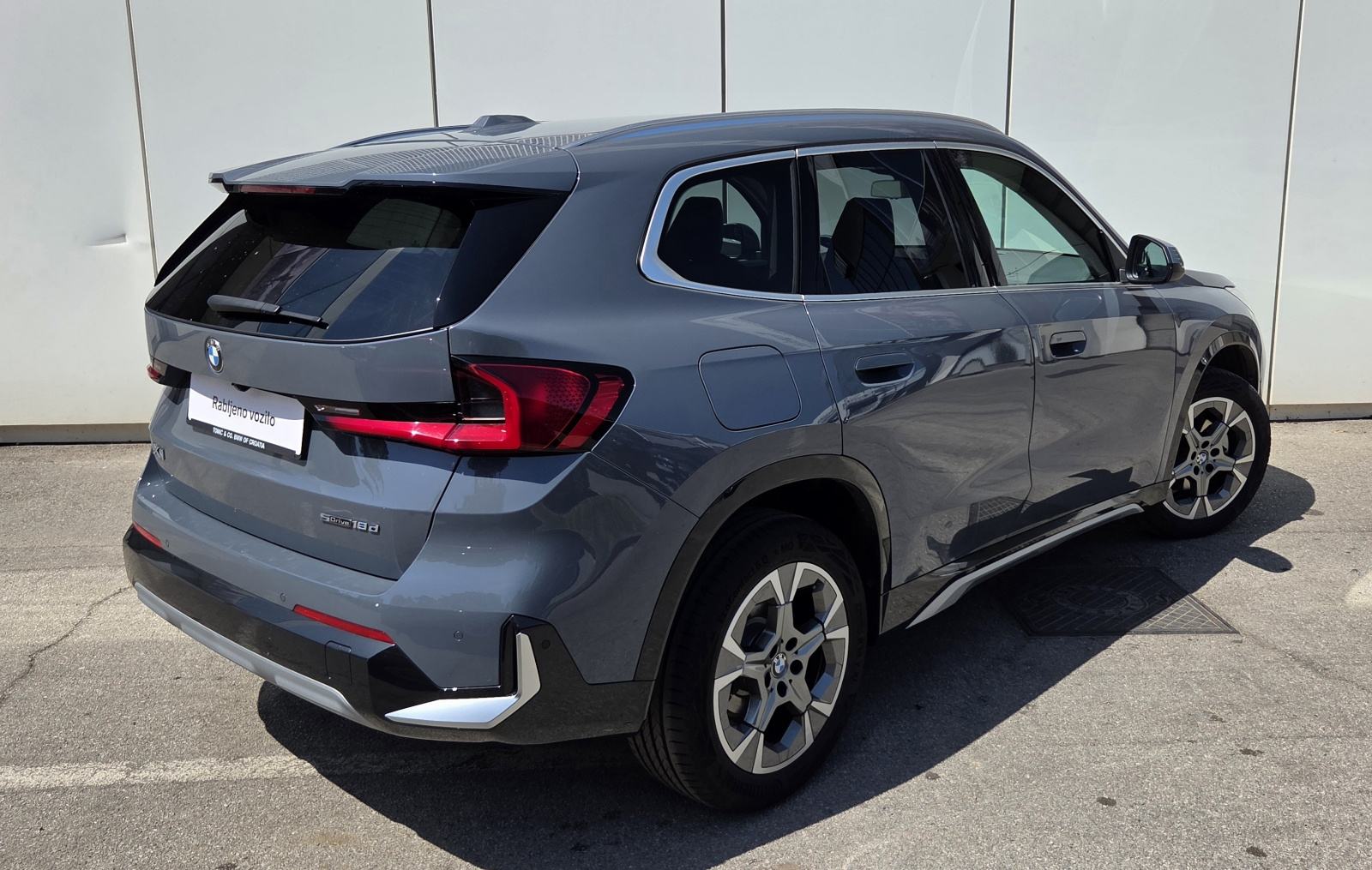 BMW X1 sDrive18d Automatik X-Line * Nije uvoz * Samo 1.850 km *, fotografija 2
