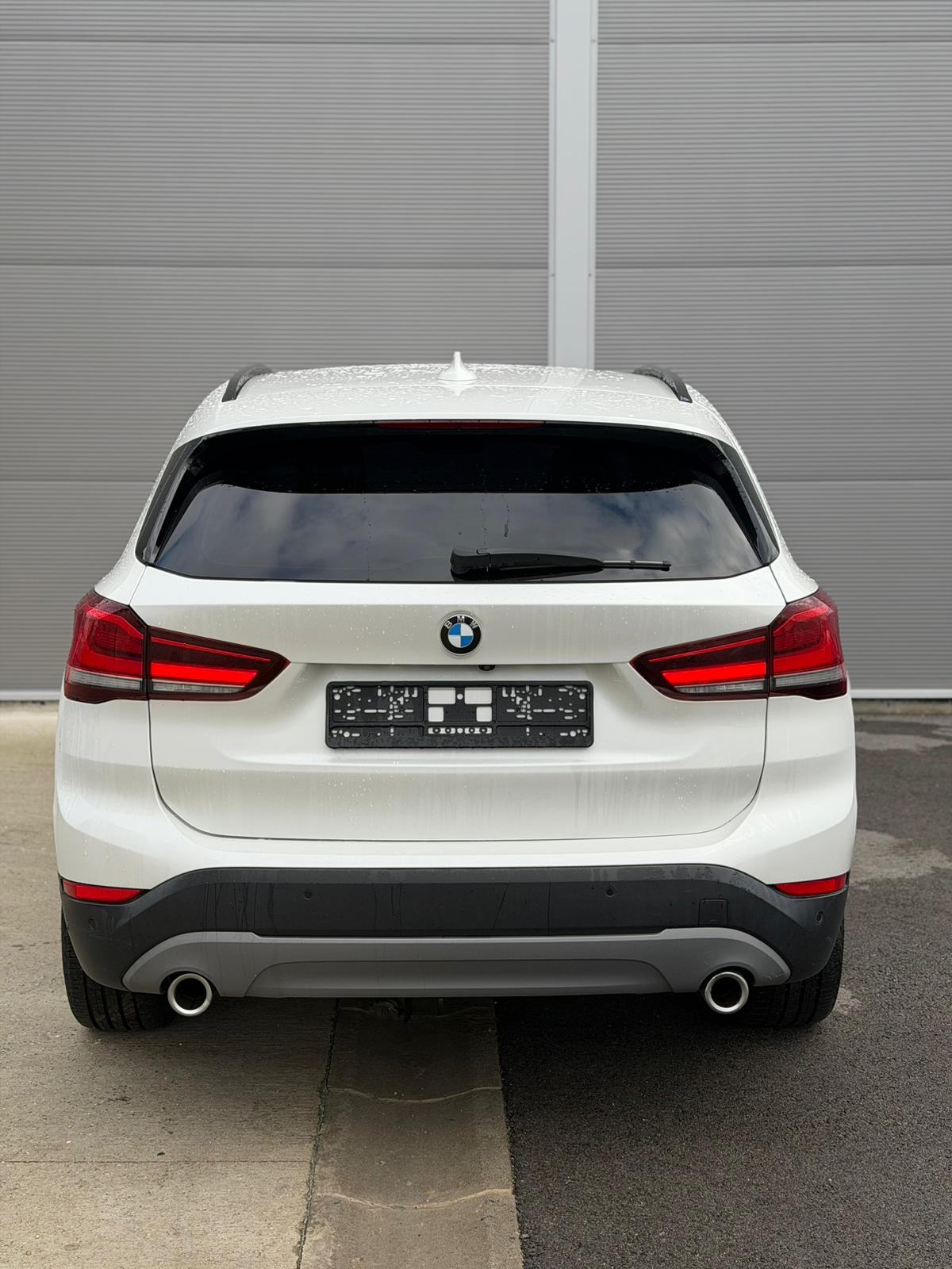 BMW X1 sDrive18d LCI--NAVI--HARMAN KARDON--KAMERA--JAMSTVO 12mj., fotografija 7