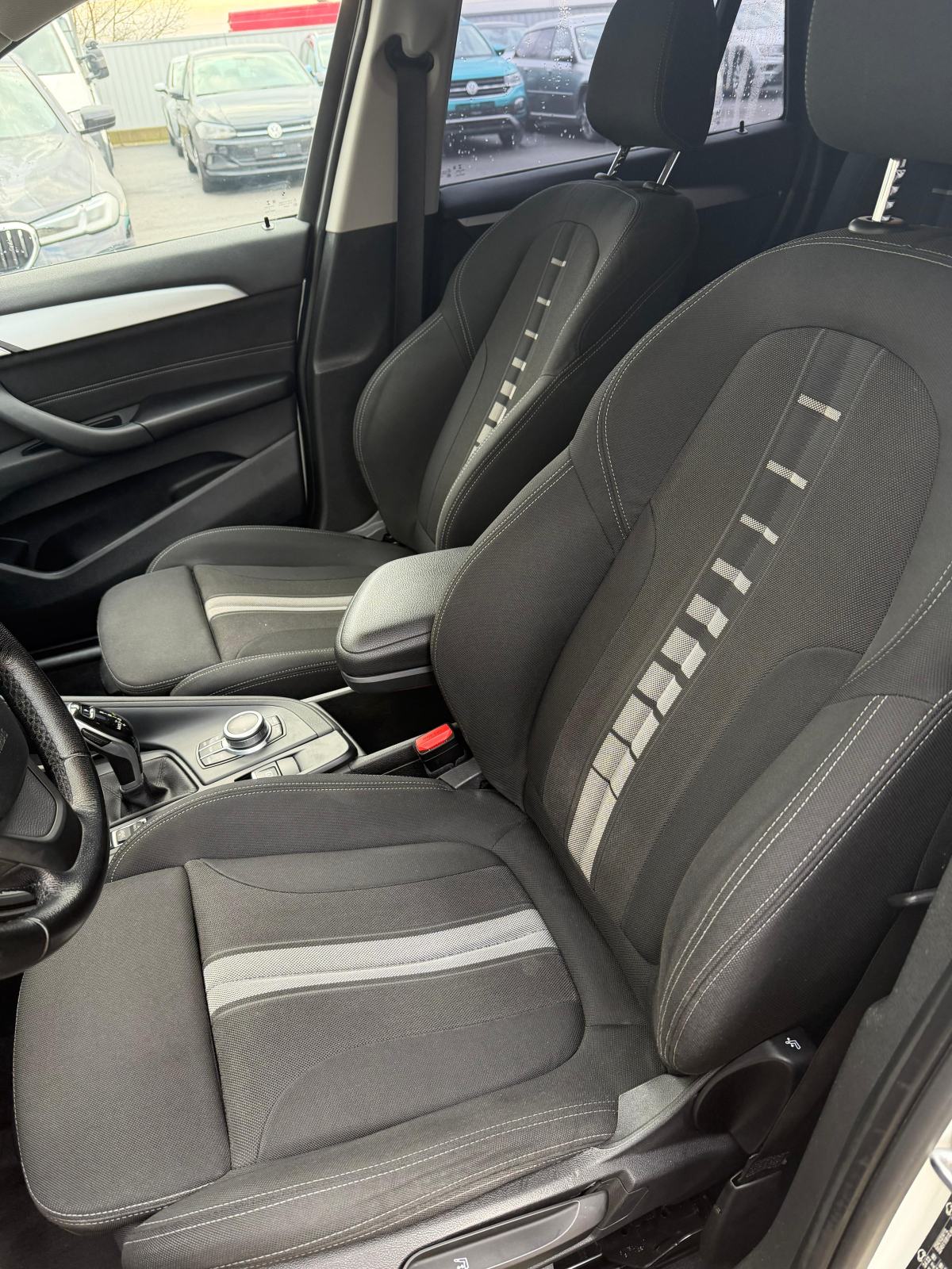 BMW X1 sDrive18d LCI--NAVI--HARMAN KARDON--KAMERA--JAMSTVO 12mj., fotografija 11