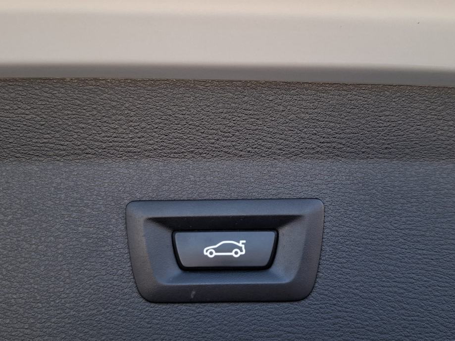 BMW X1 sDrive18d LEASING BEZ UČEŠĆA I BEZ JAMACA, fotografija 7