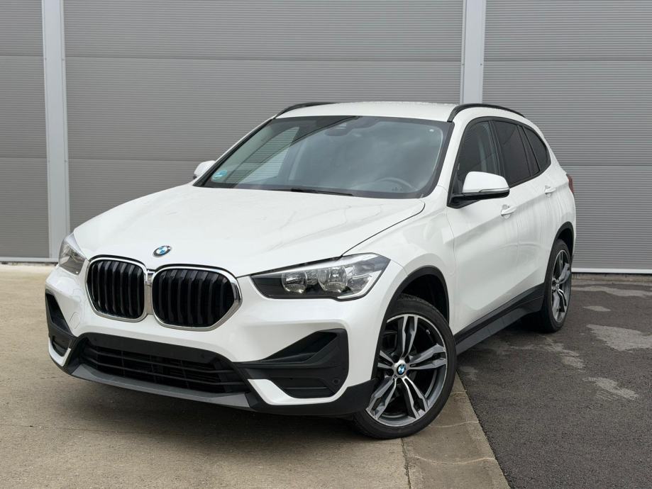 BMW X1 sDrive18d LEASING BEZ UČEŠĆA I BEZ JAMACA, fotografija 1