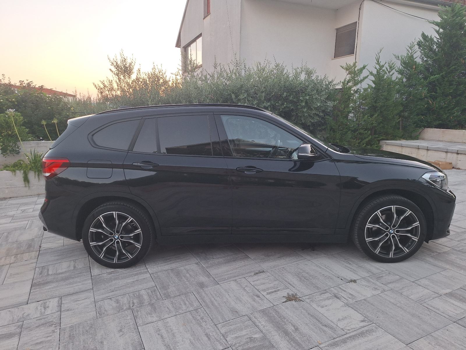 BMW X1 sDrive18d M Sport, 2.0d, 150 KS, automatik (2022.), fotografija 7