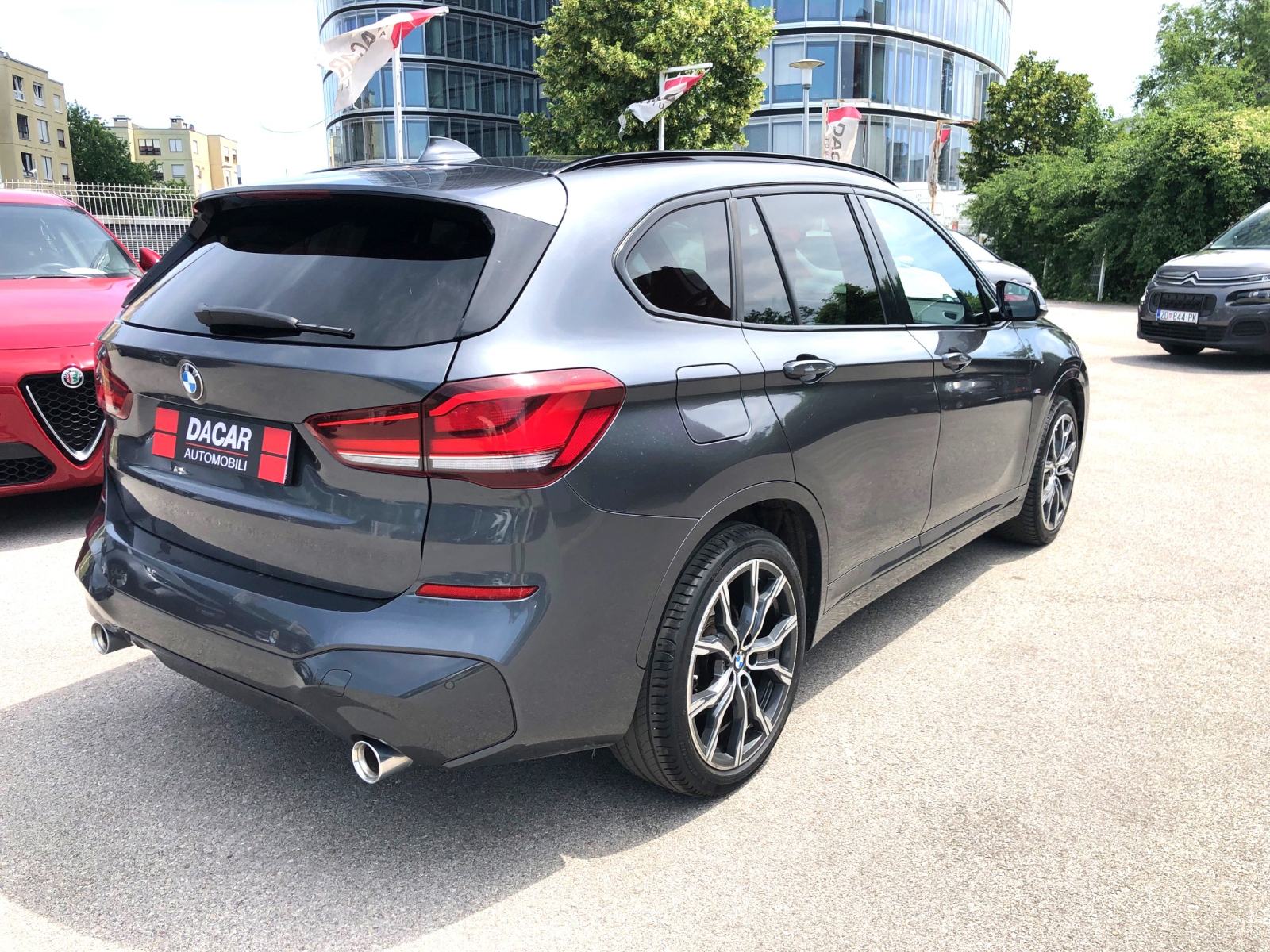 BMW X1 sDrive18d, M-paket ! Akcija !!, fotografija 2