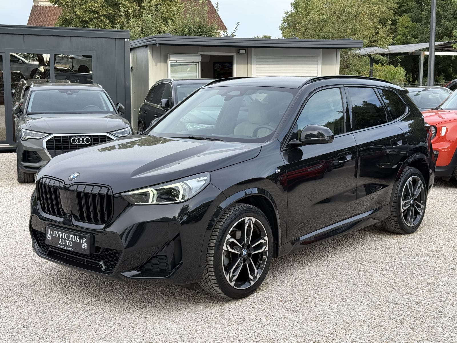 BMW X1 18d **M - Sport** 2023. Godina • S drive • 360 • Head up • PDV., pogled izvana - slika 1