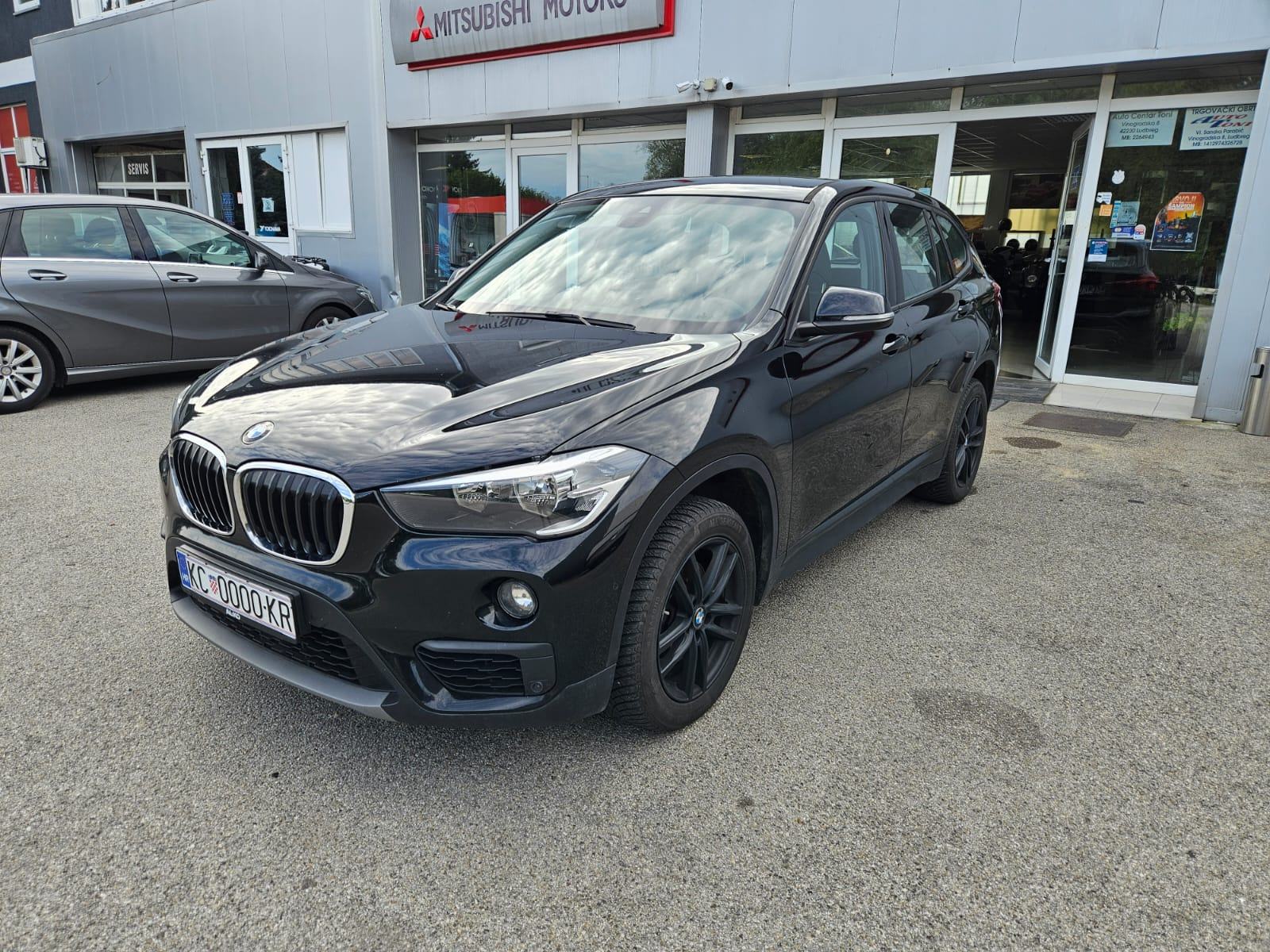 BMW X1 sDrive18d, fotografija 1
